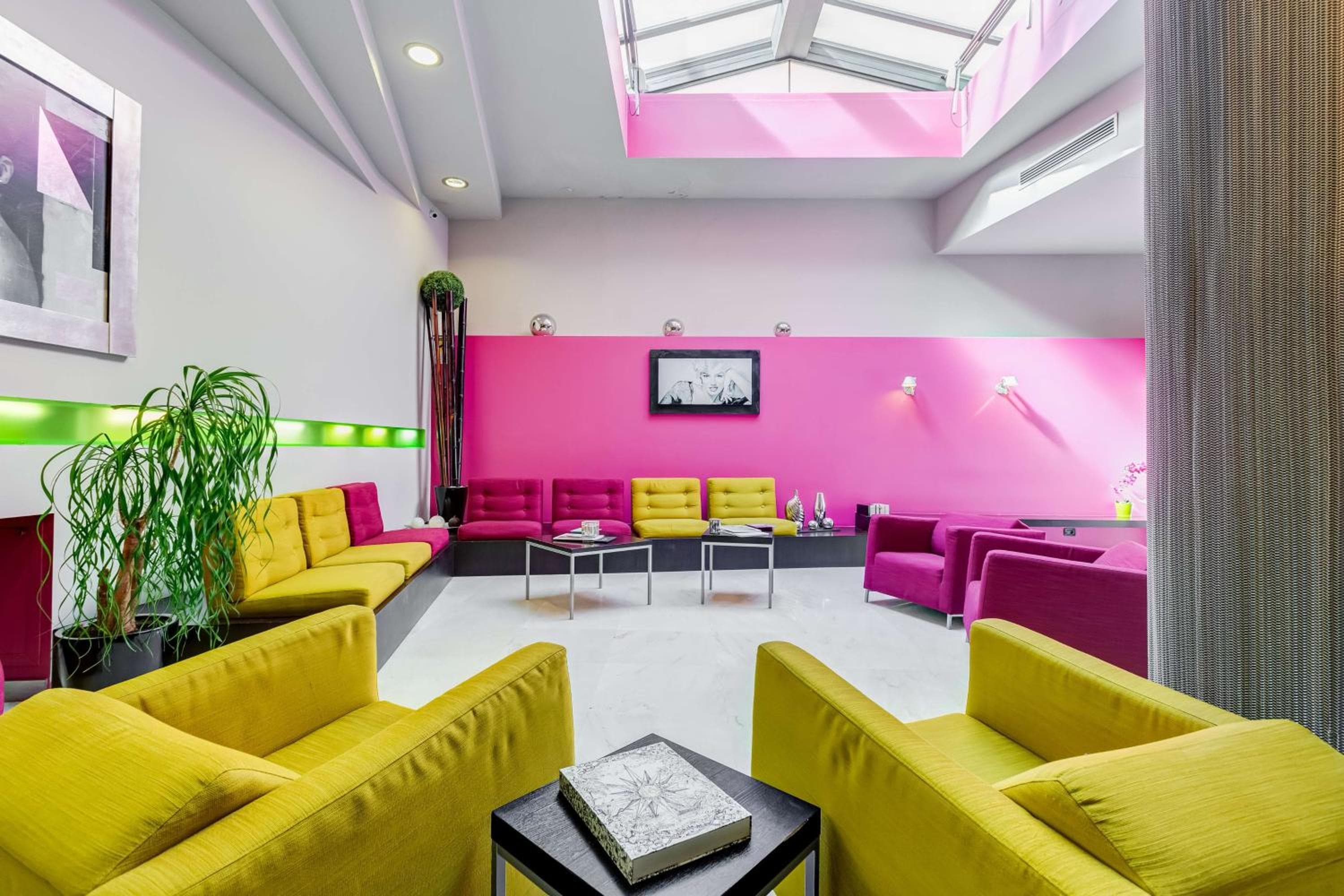 Best Western Cinemusic Hotel — 12