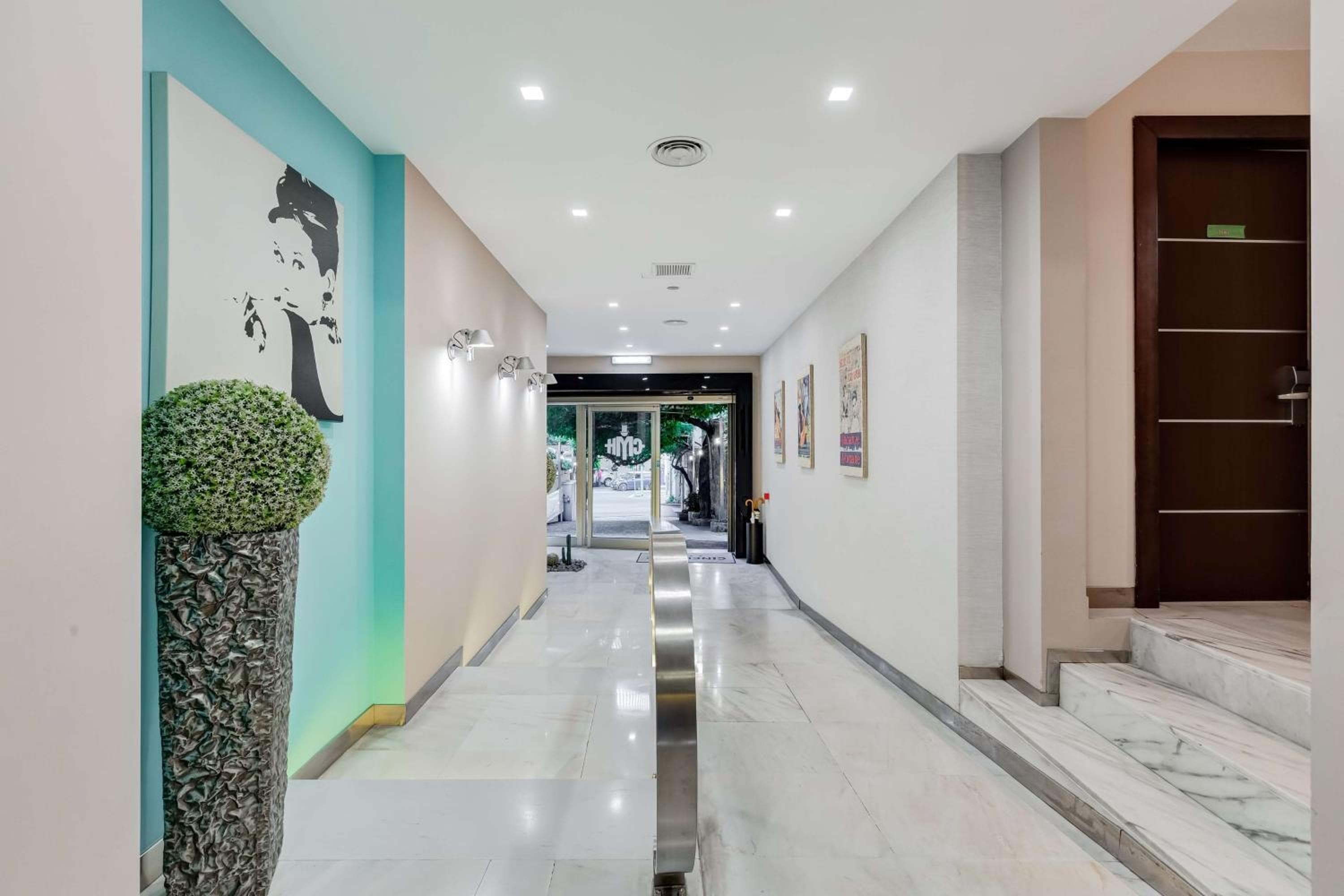 Best Western Cinemusic Hotel — 16