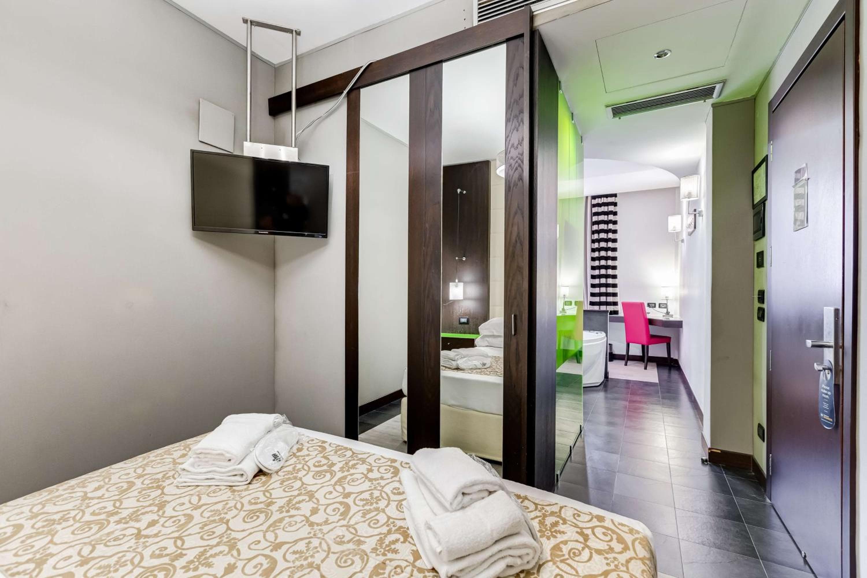 Best Western Cinemusic Hotel — 18
