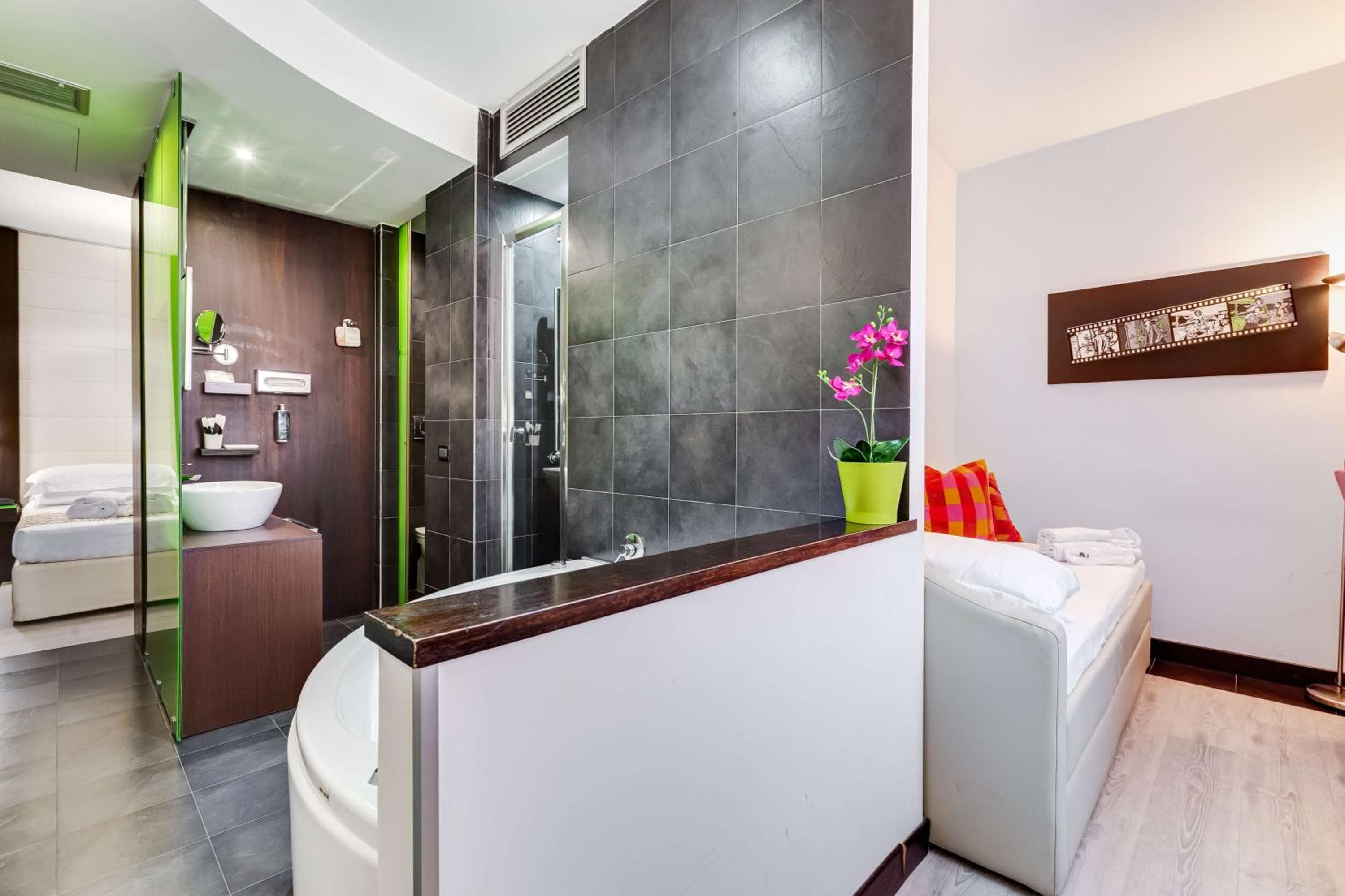 Best Western Cinemusic Hotel — 20