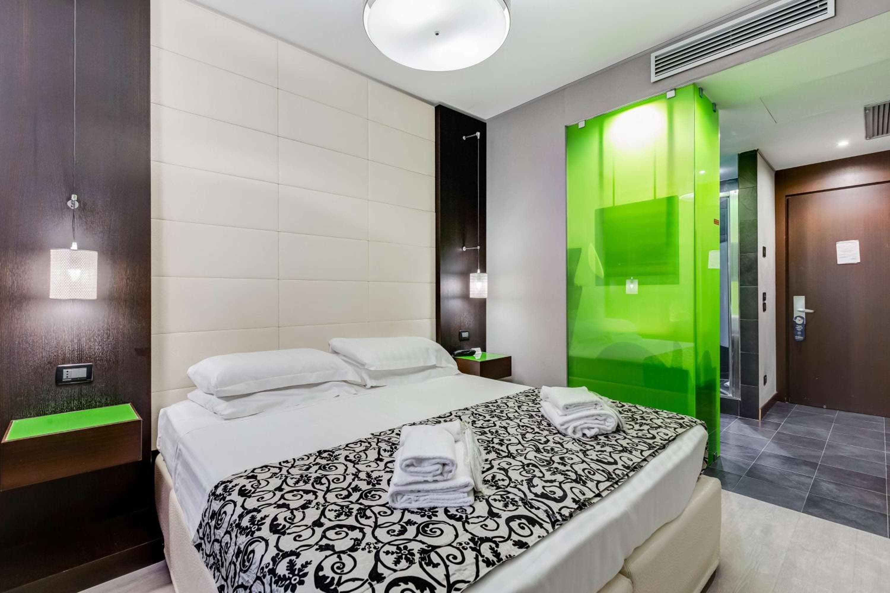 Best Western Cinemusic Hotel — 27
