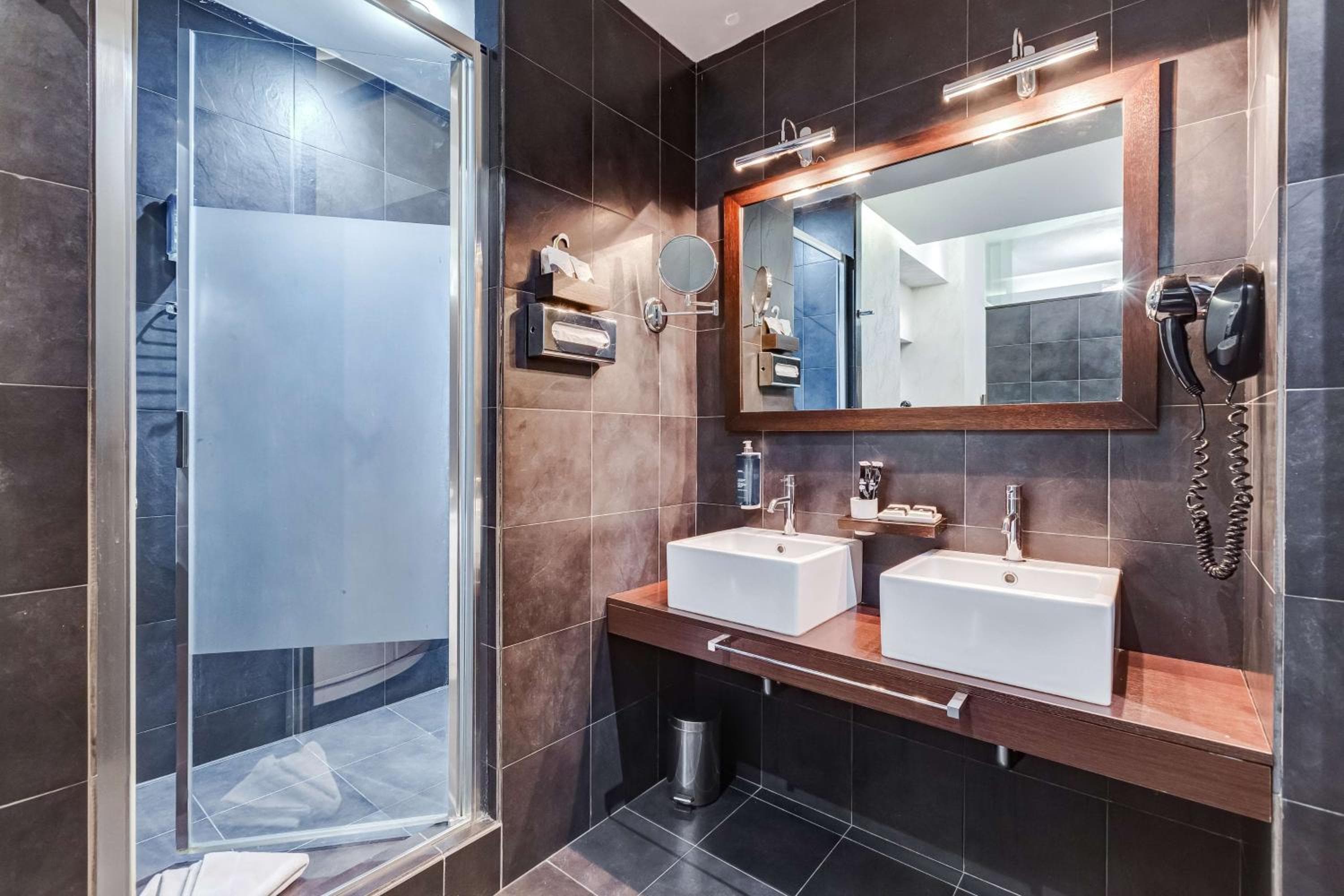 Best Western Cinemusic Hotel — 6