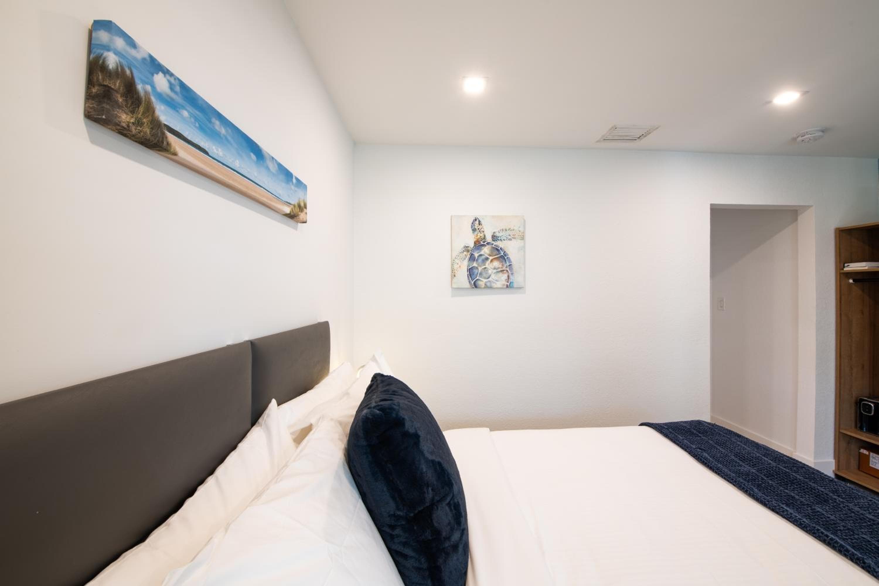 The Lauderdale Boutique Hotel — 17