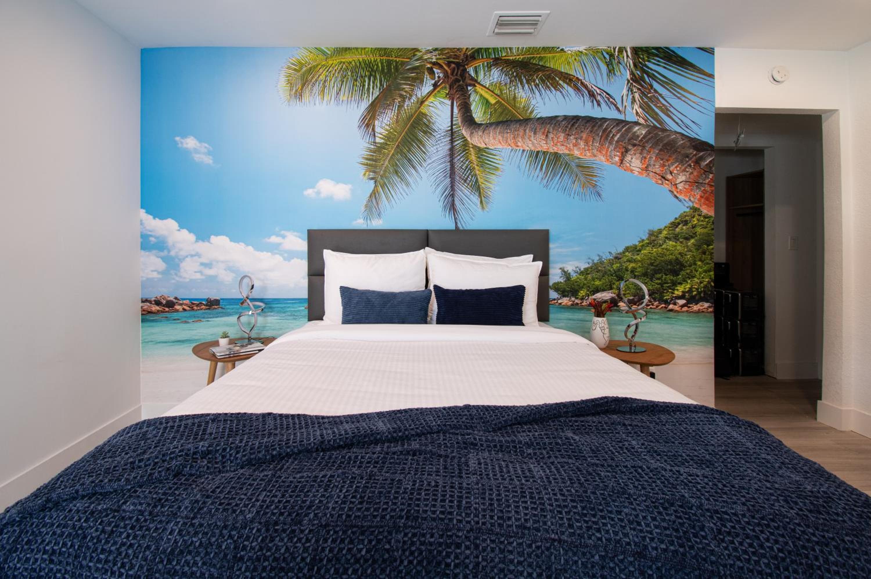 The Lauderdale Boutique Hotel — 23