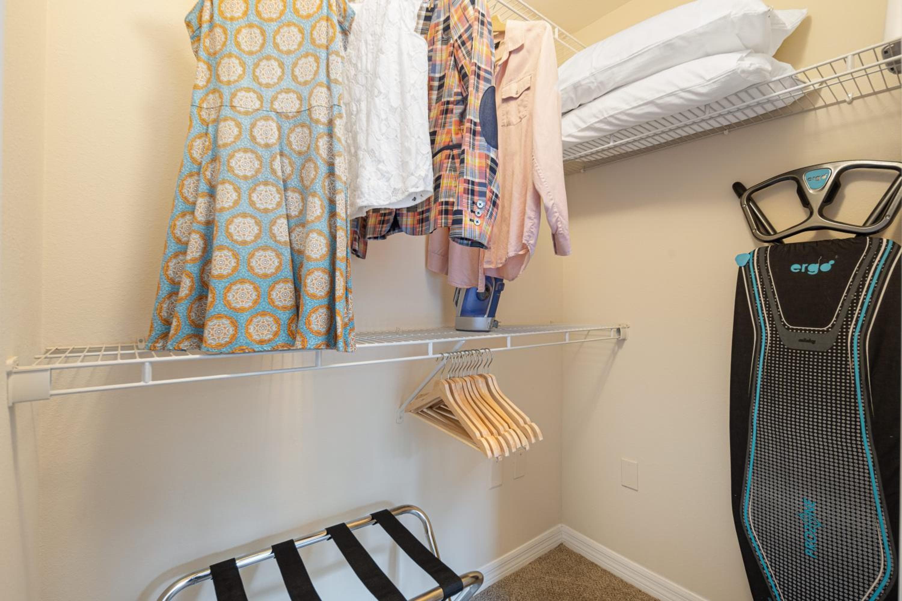 Dharma Home Suites South Miami en Red Road Commons — 26