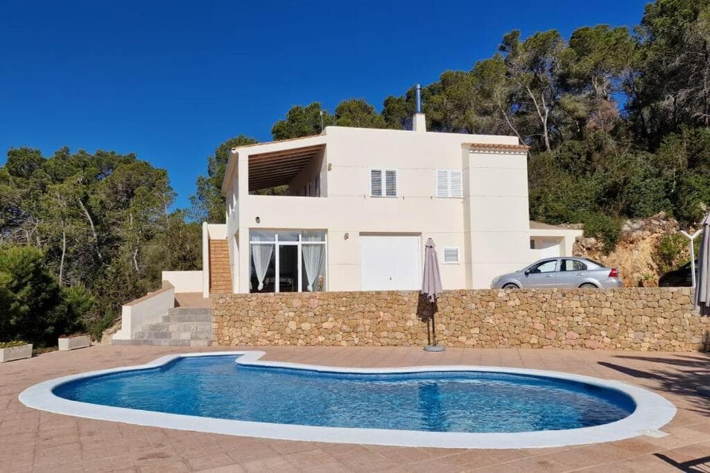 beautiful views with pool in ibiza — 11