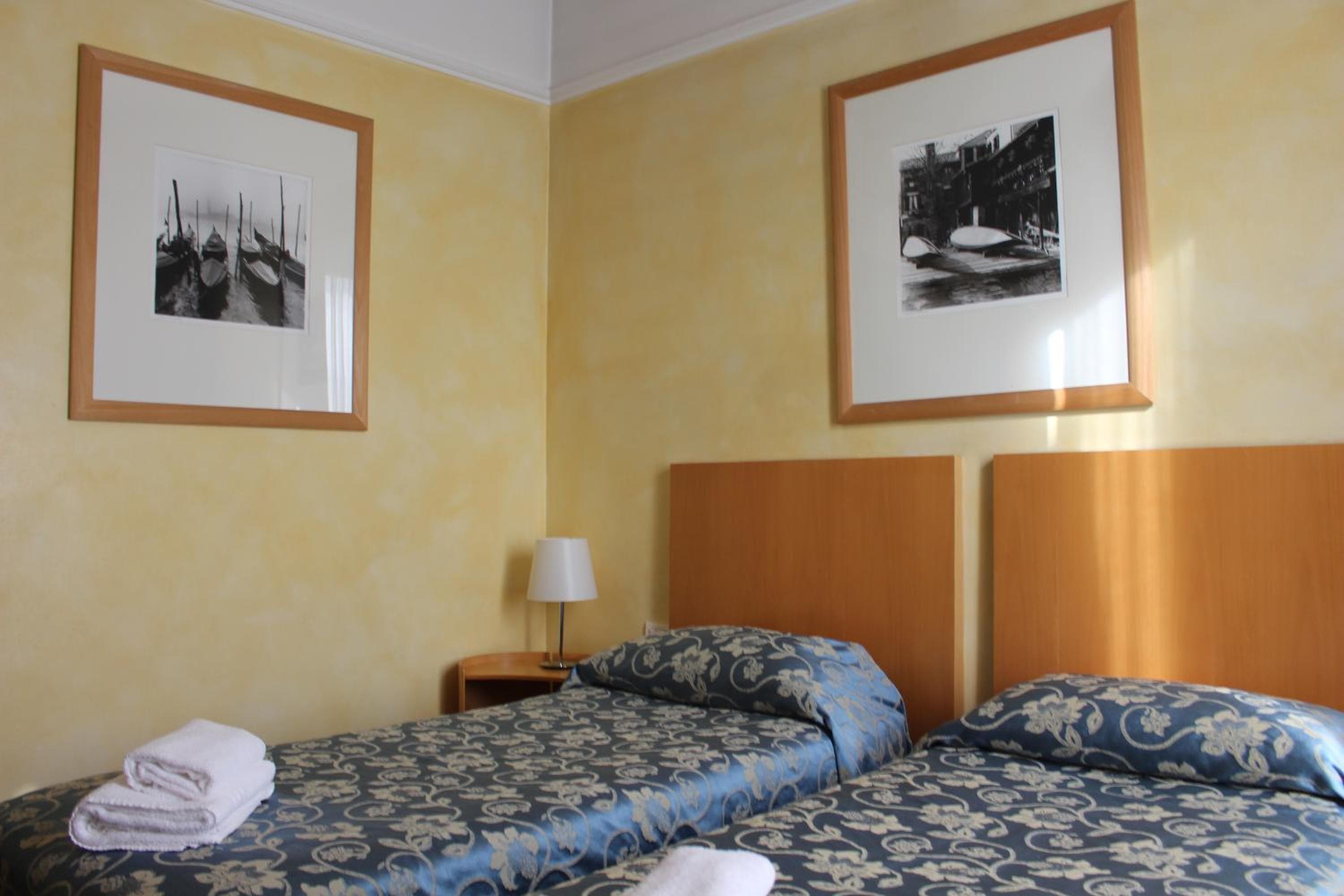 Club Hotel — 12