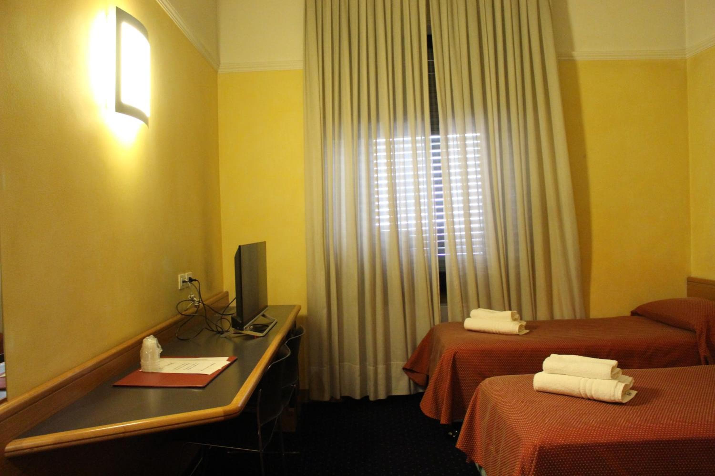 Club Hotel — 27