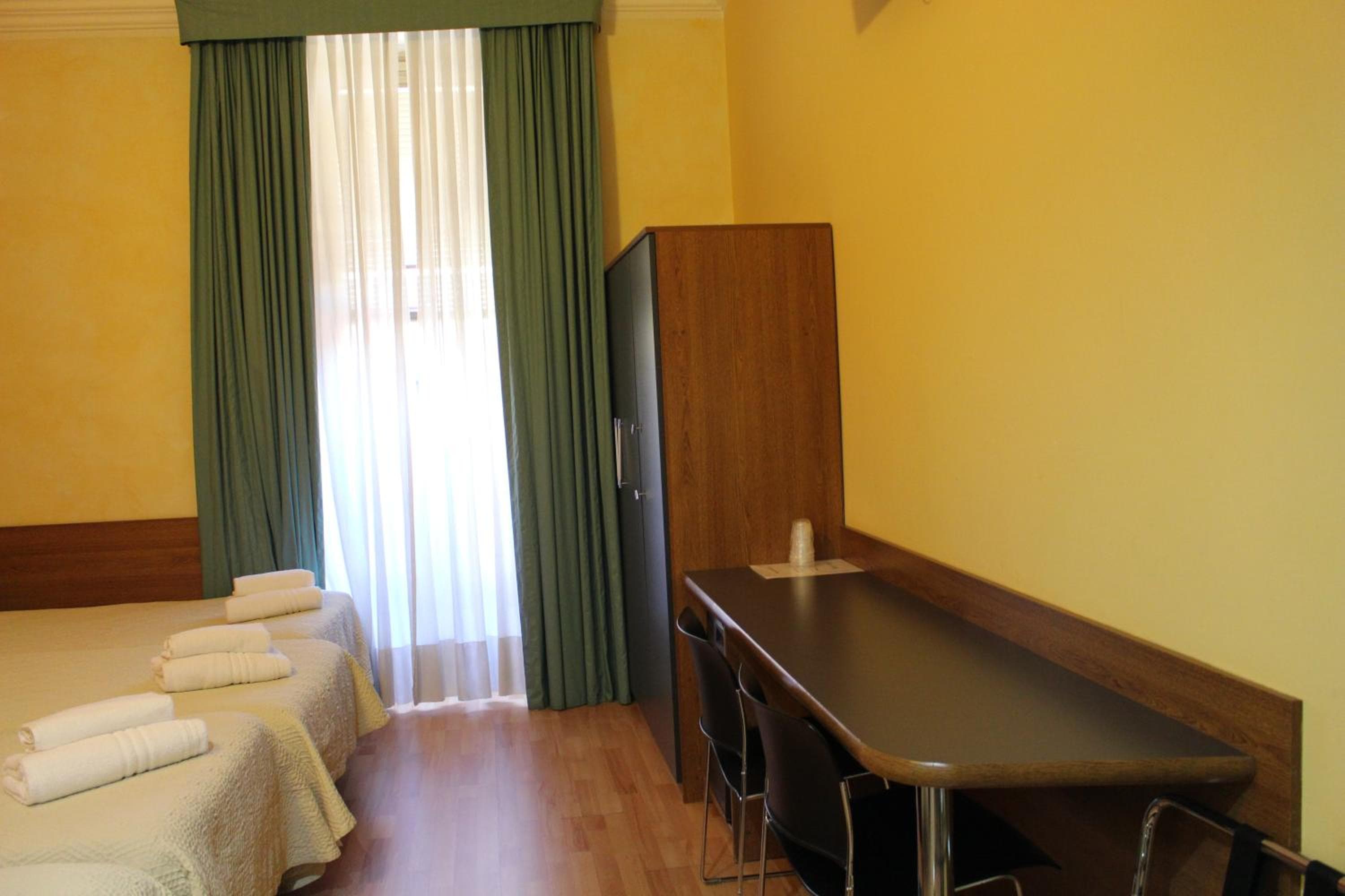 Club Hotel — 20