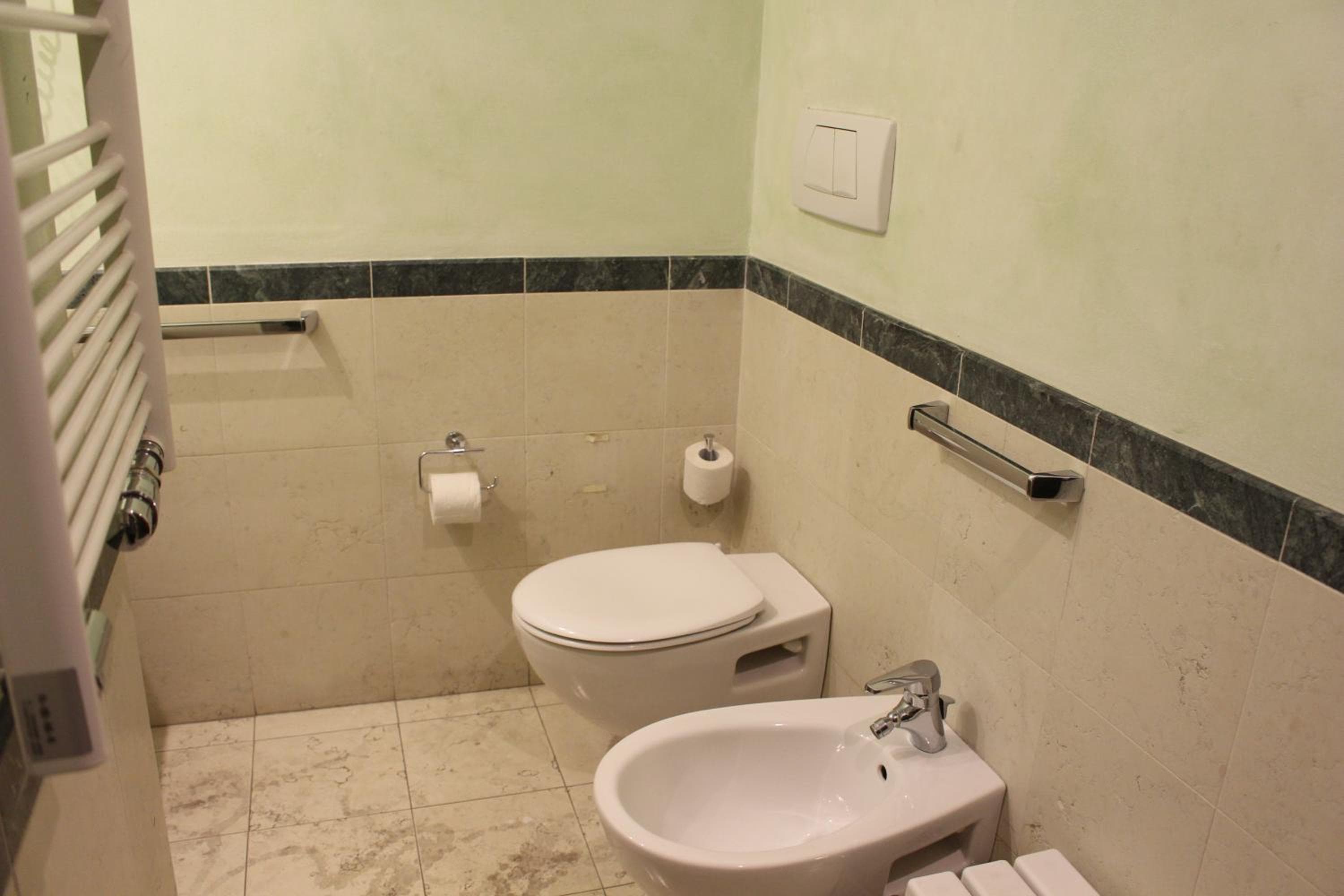 Club Hotel — 29