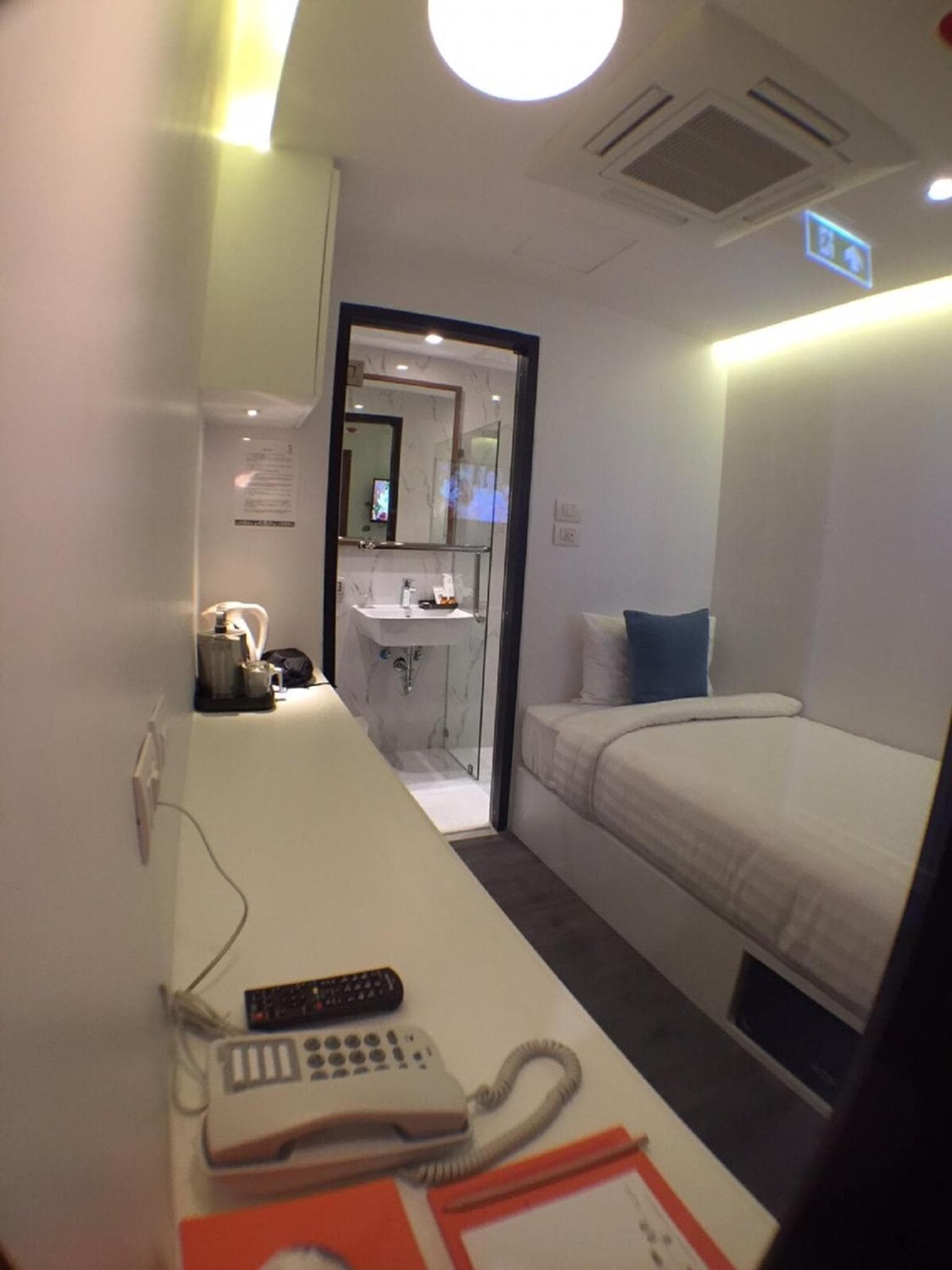 S Box Sukhumvit Hotel - SHA Extra Plus — 24