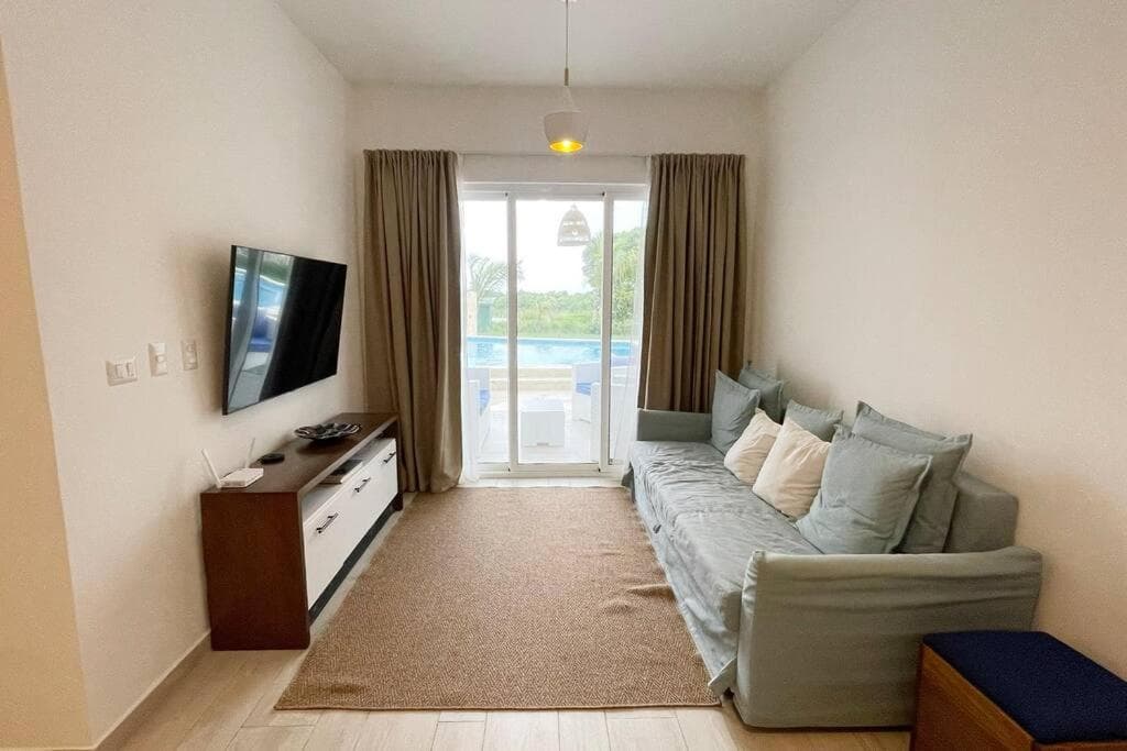 Apartamento de 2 Dormitorios en Hard Rock Golf — 18