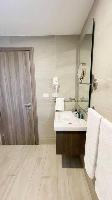 Apartamento de 2 Dormitorios en Hard Rock Golf — 16