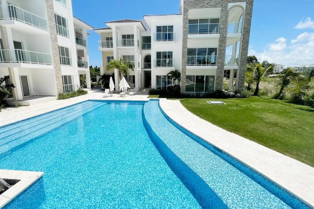 Apartamento de 2 Dormitorios en Hard Rock Golf — 30