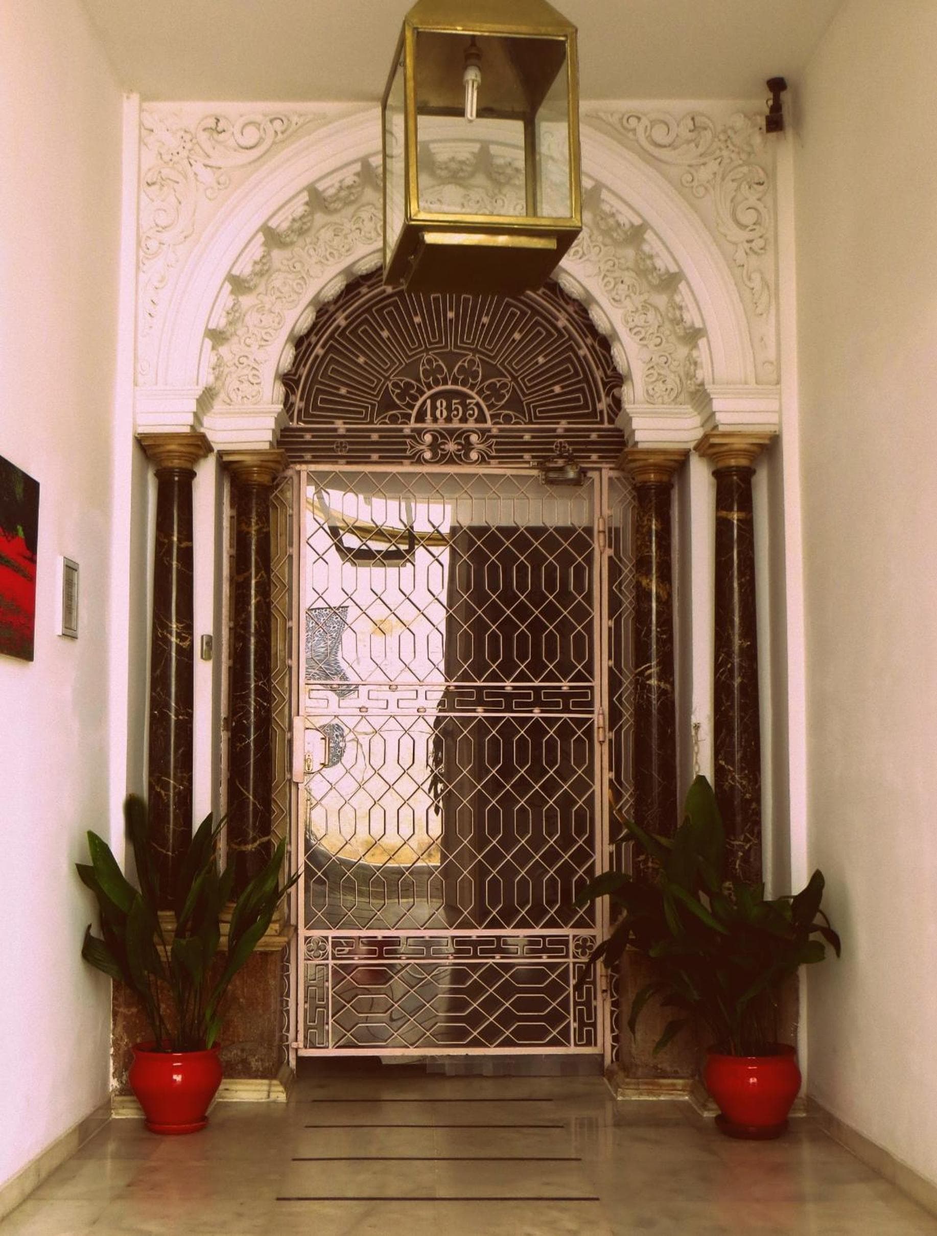 Un Patio al Sur — 11
