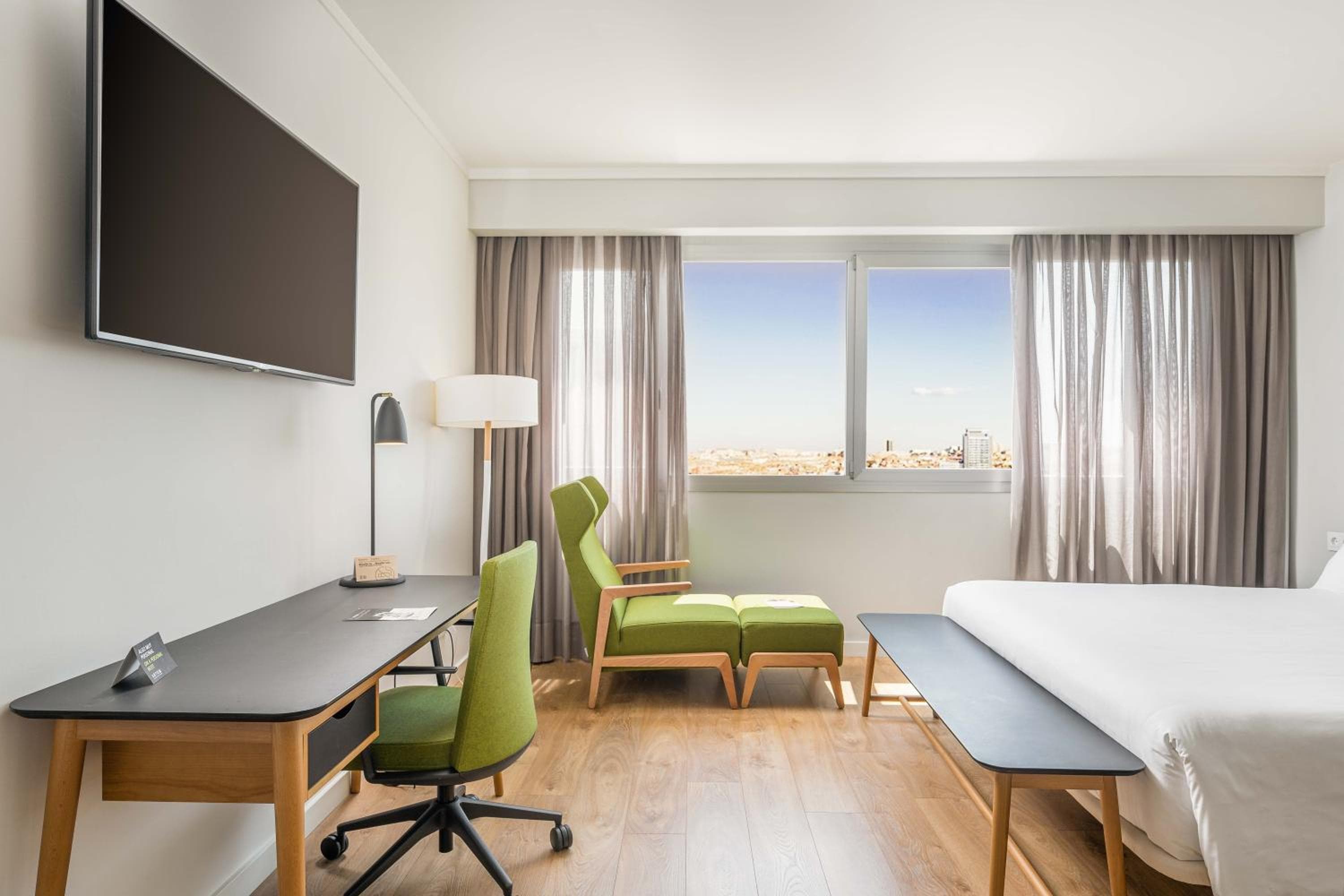 ARTIEM Madrid — 24