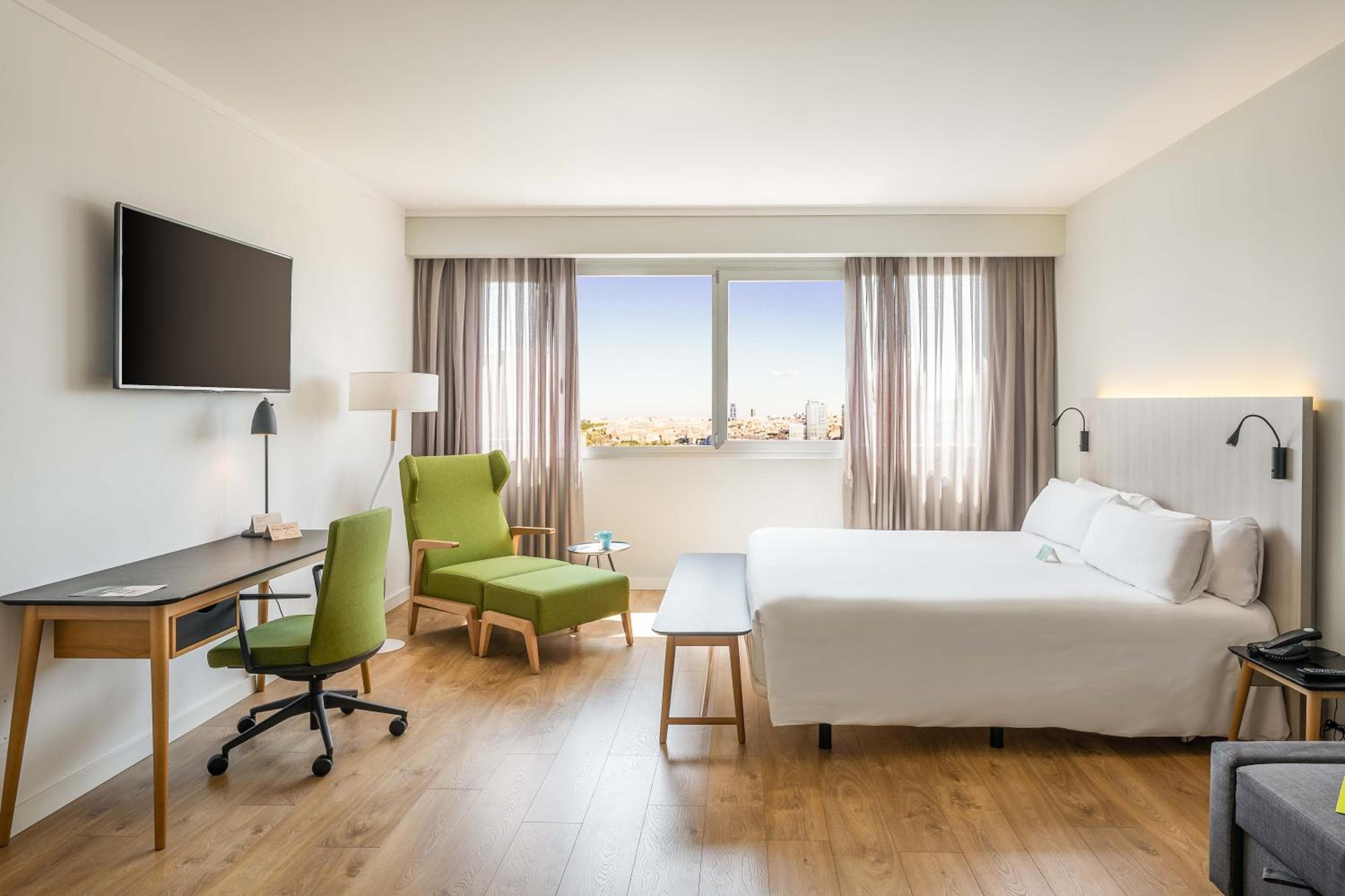 ARTIEM Madrid — 30