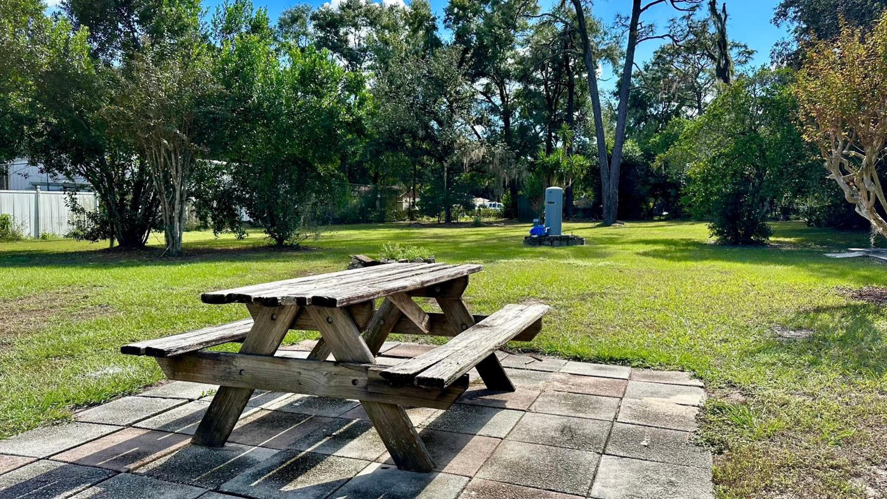 Cozy Rooms near Busch Gardens — 1