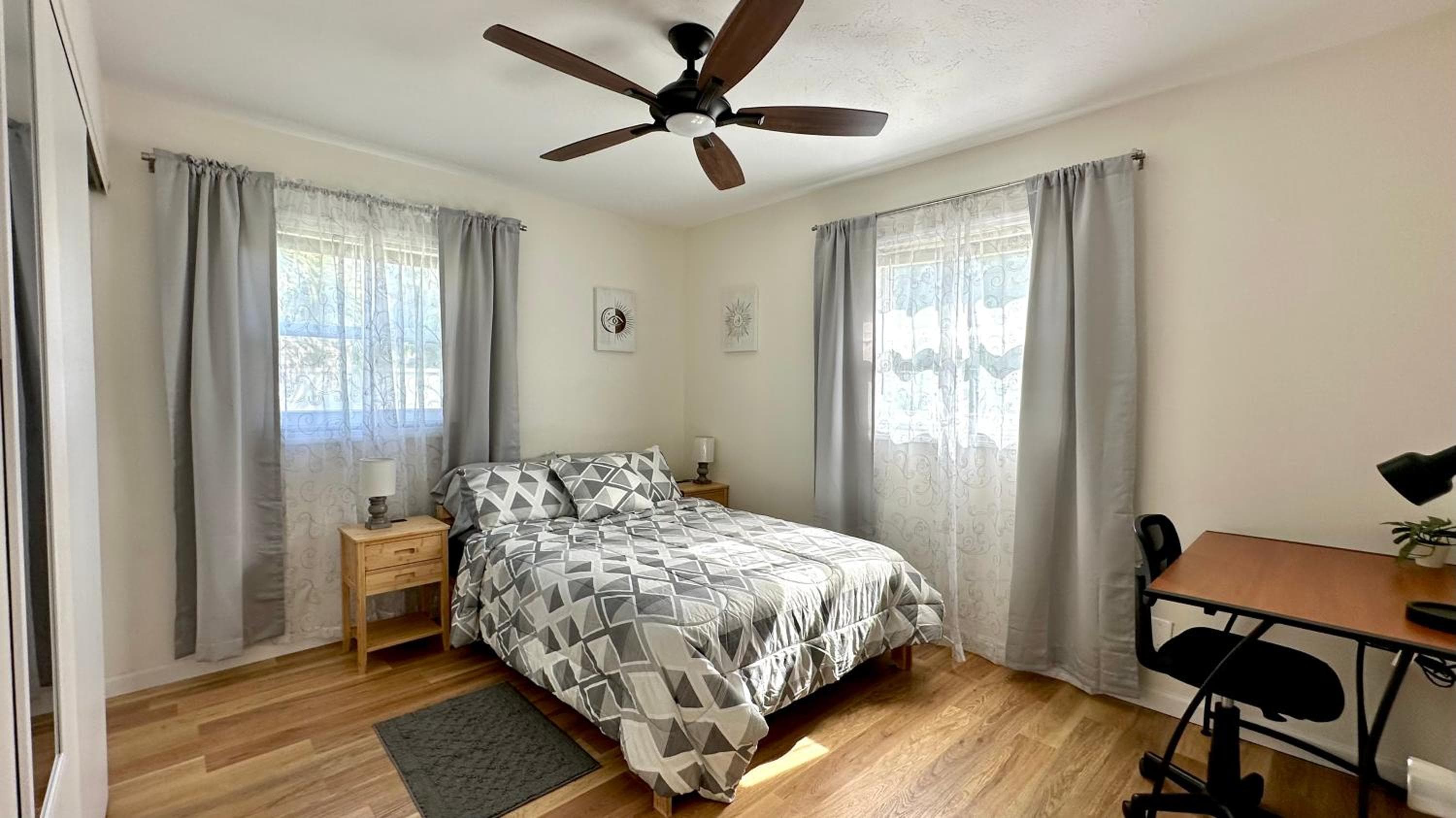 Cozy Rooms near Busch Gardens — 24