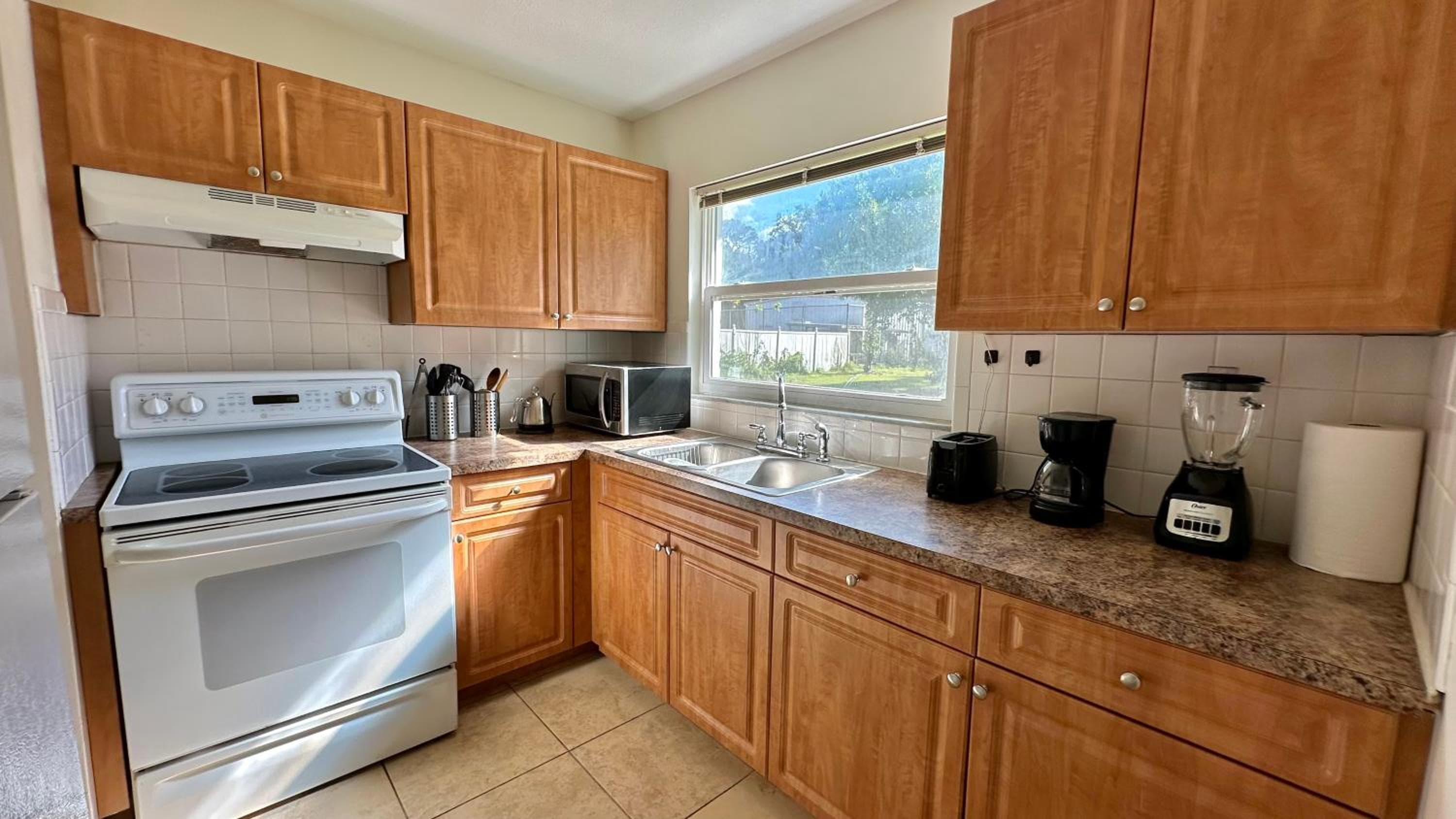 Cozy Rooms near Busch Gardens — 15
