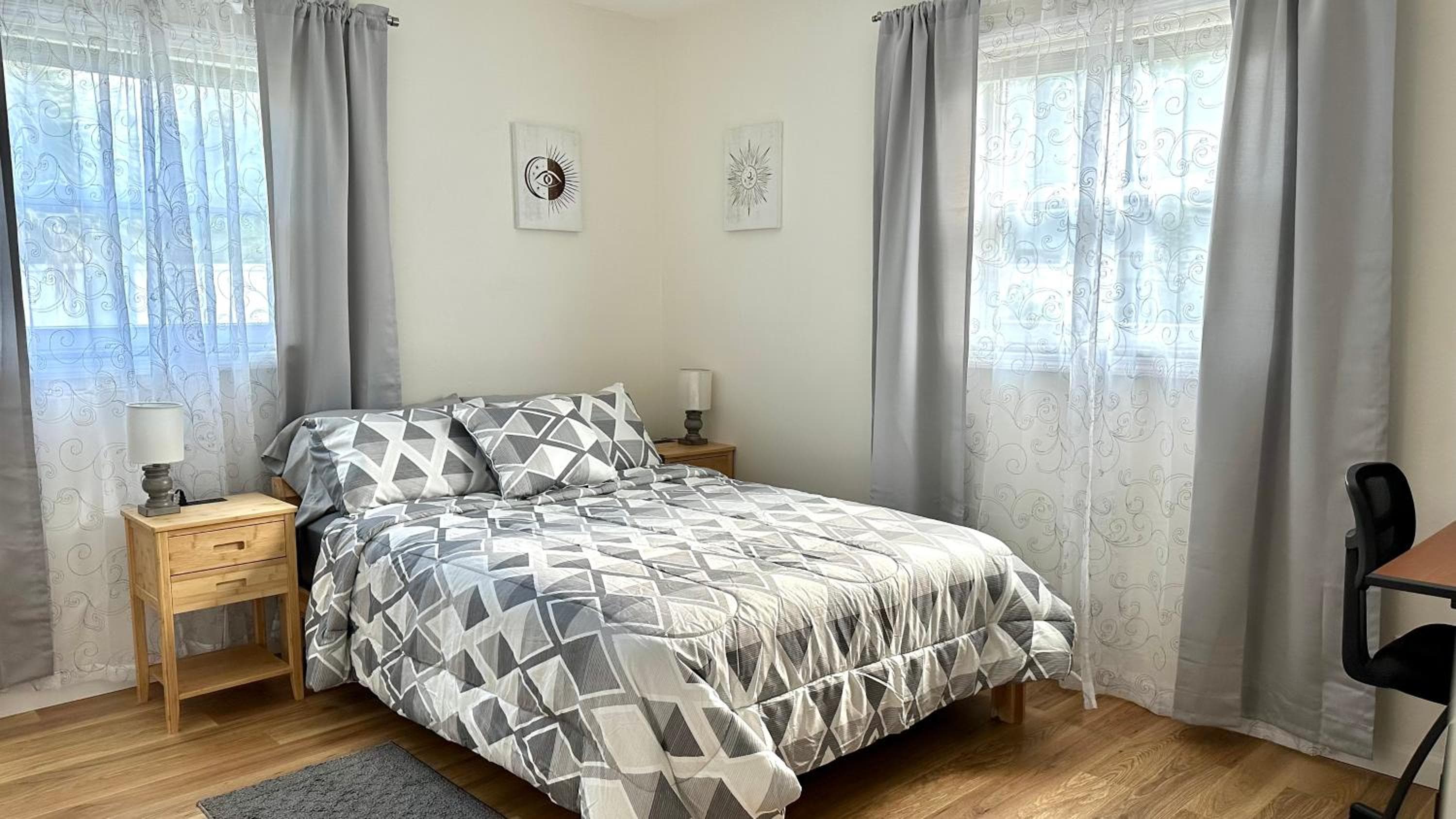 Cozy Rooms near Busch Gardens — 3