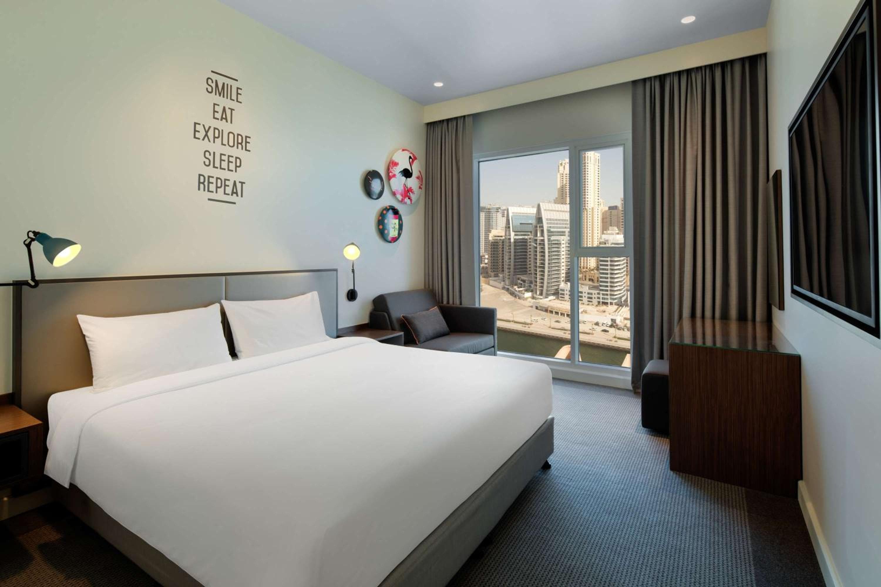 Rove Dubai Marina — 2