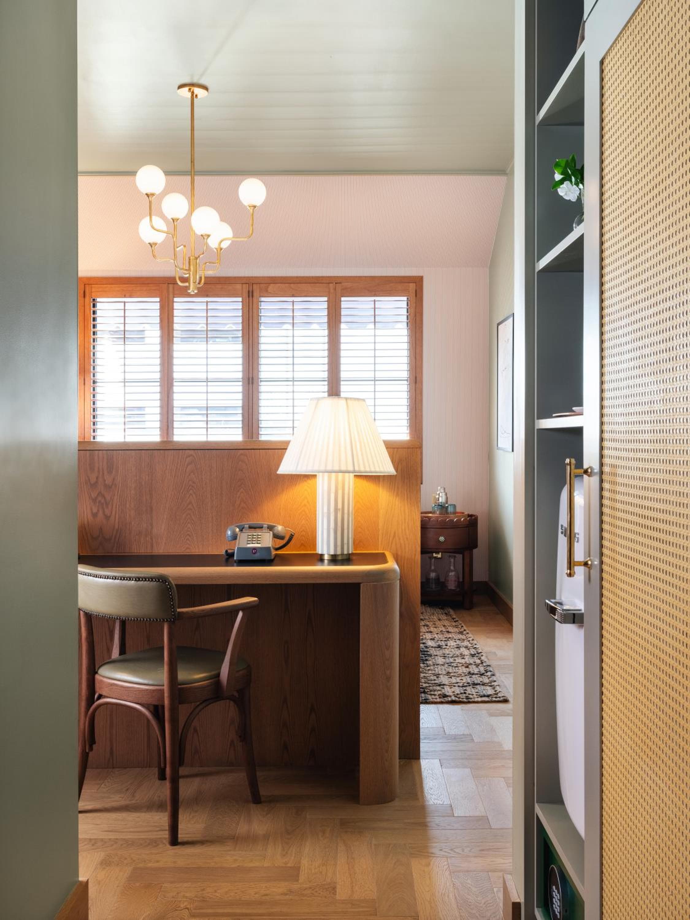 Palihouse Hyde Park Village — 4