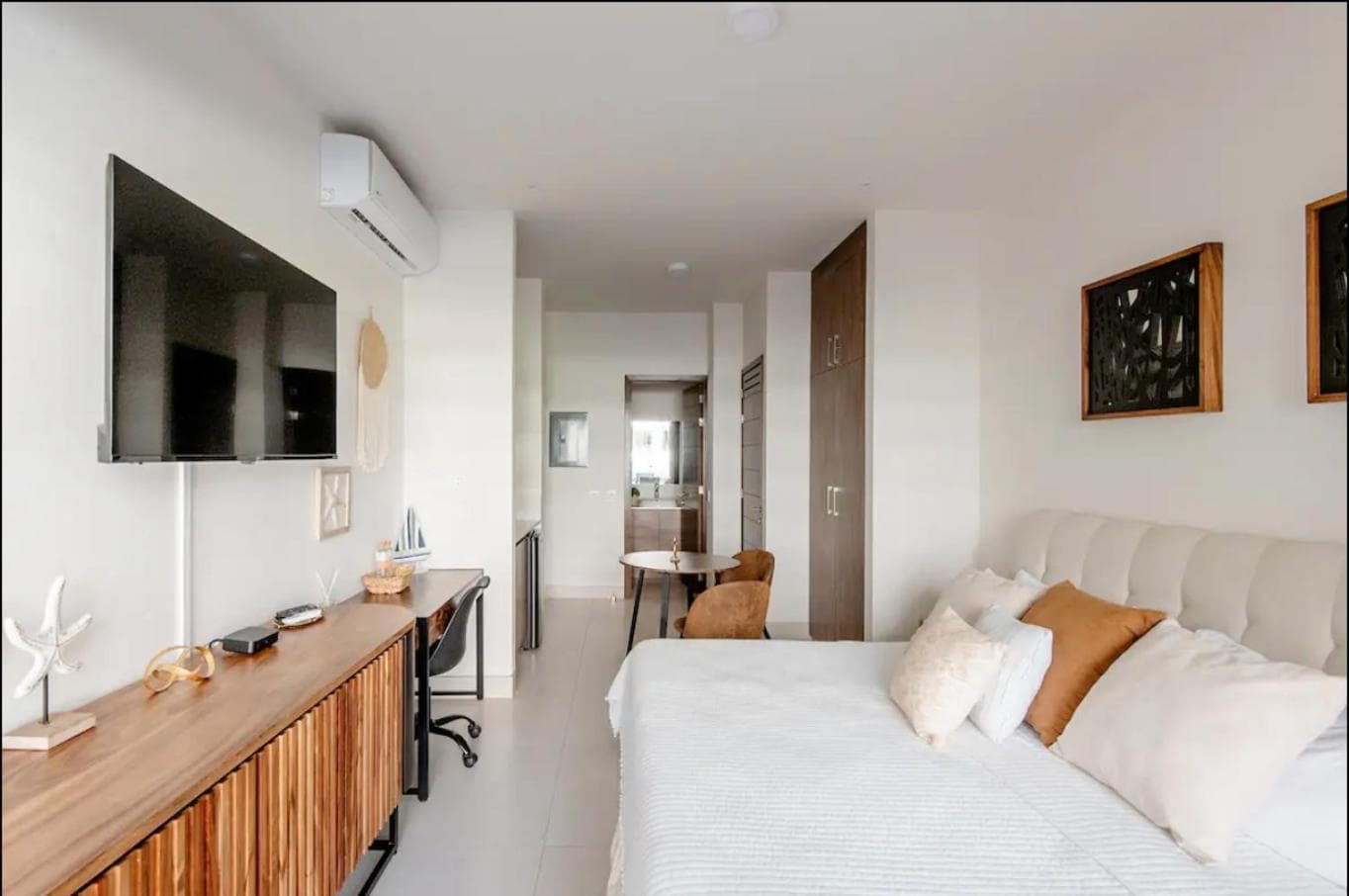 Precioso estudio con balcón, gran ubicación en Cabo San Lucas - Estacionamiento gratis — 30