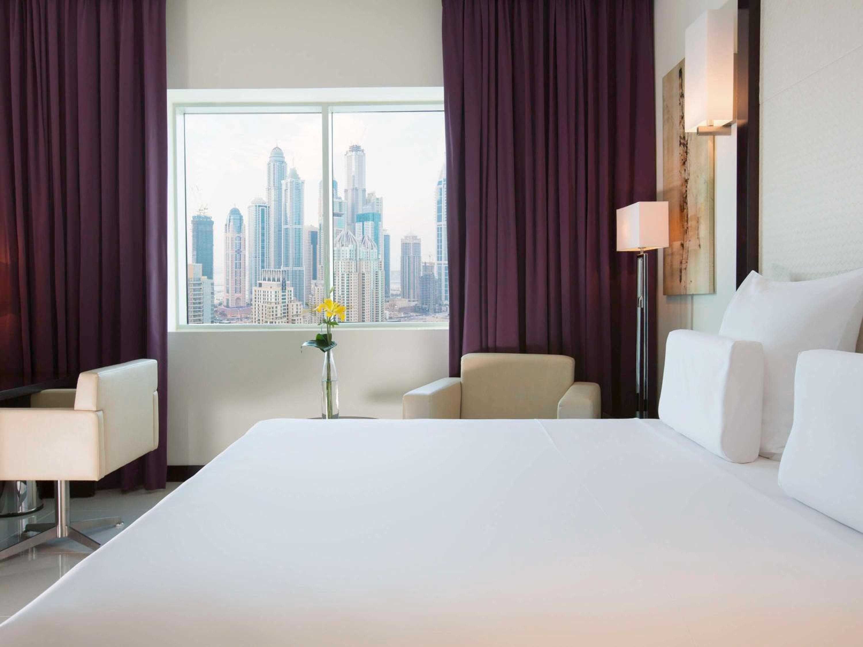 Pullman Dubai Jumeirah Lakes Towers — 5