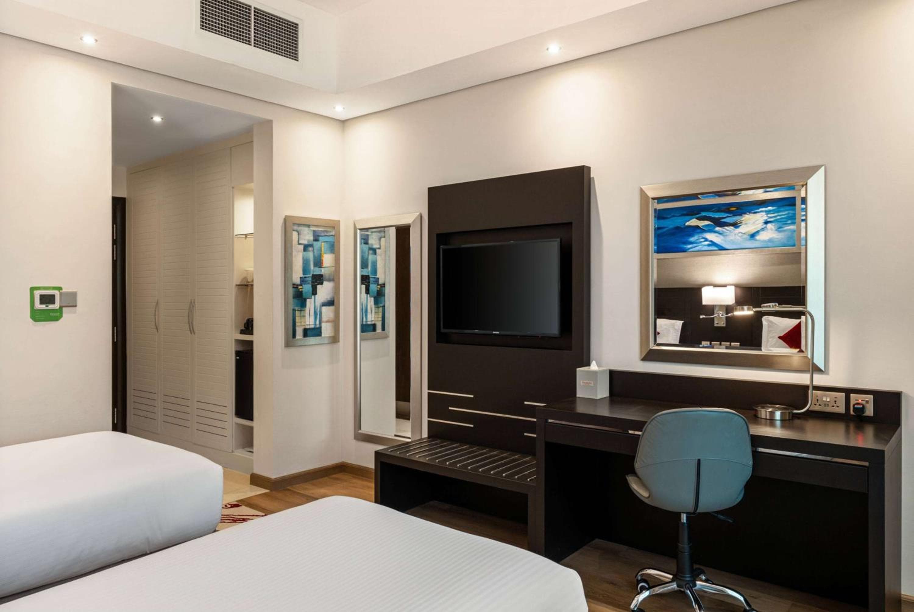 Ramada by Wyndham Dubai Barsha Heights — 29