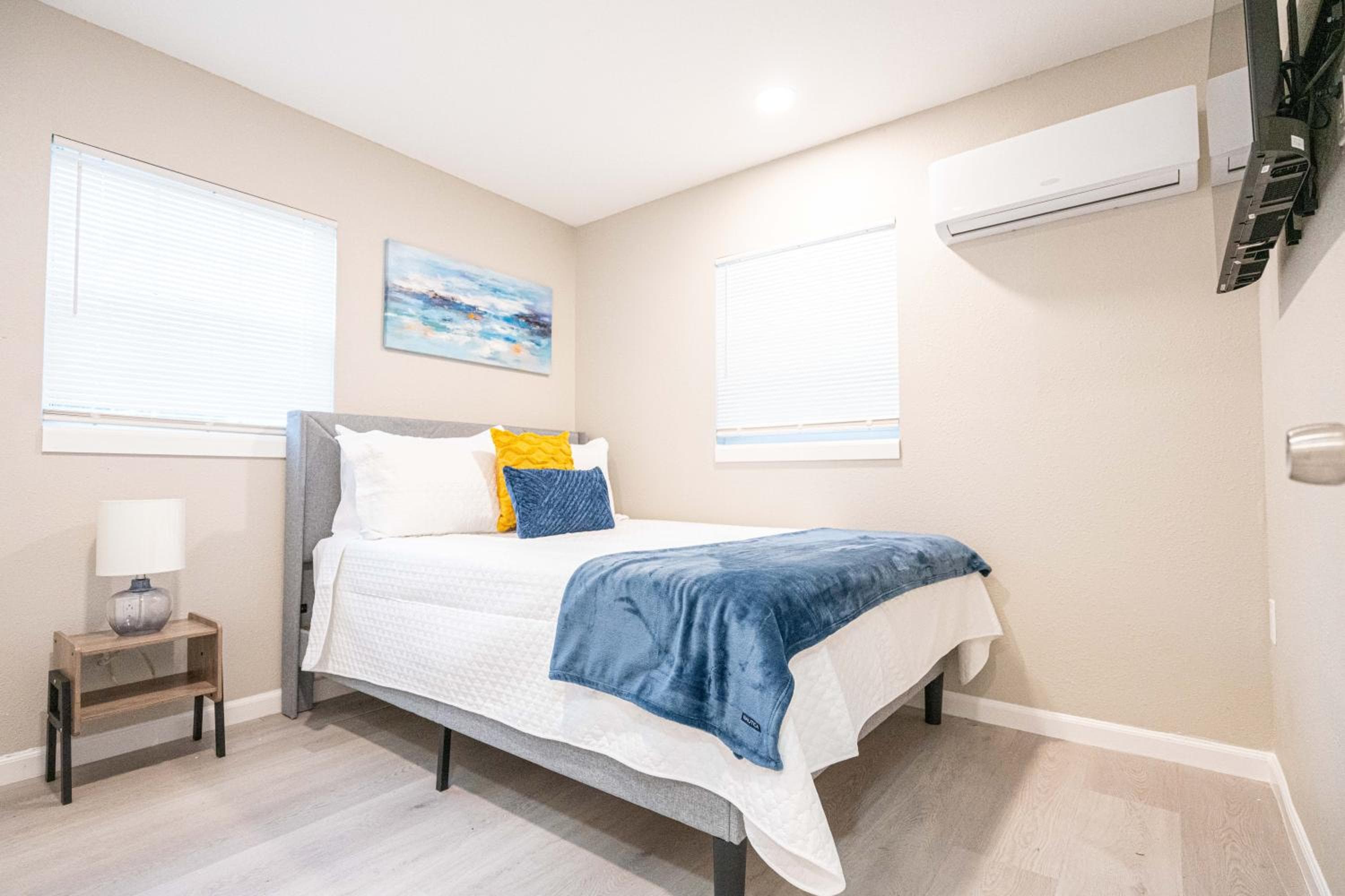 UNIVERSITY SERENITY SUITES — 12