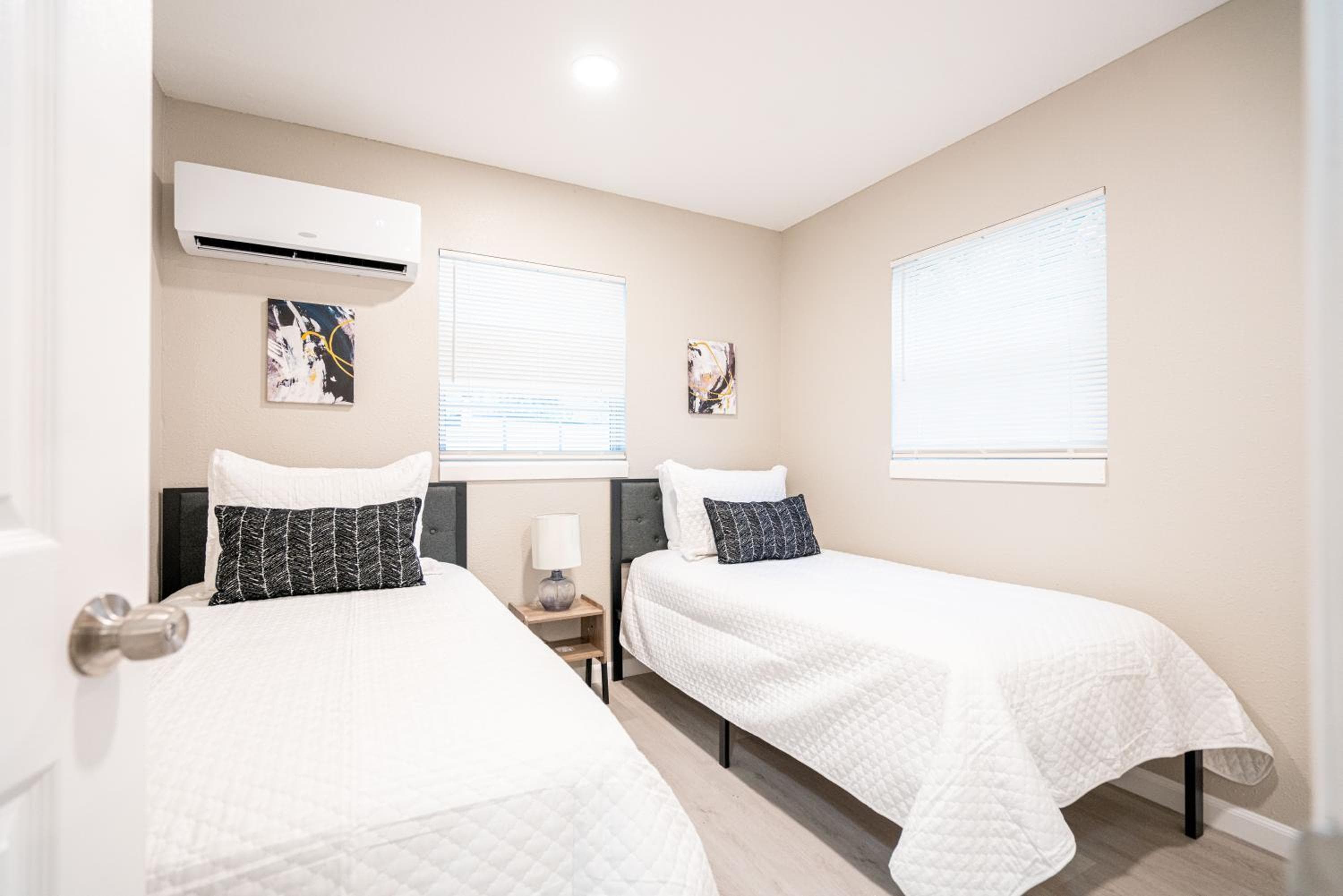 UNIVERSITY SERENITY SUITES — 5