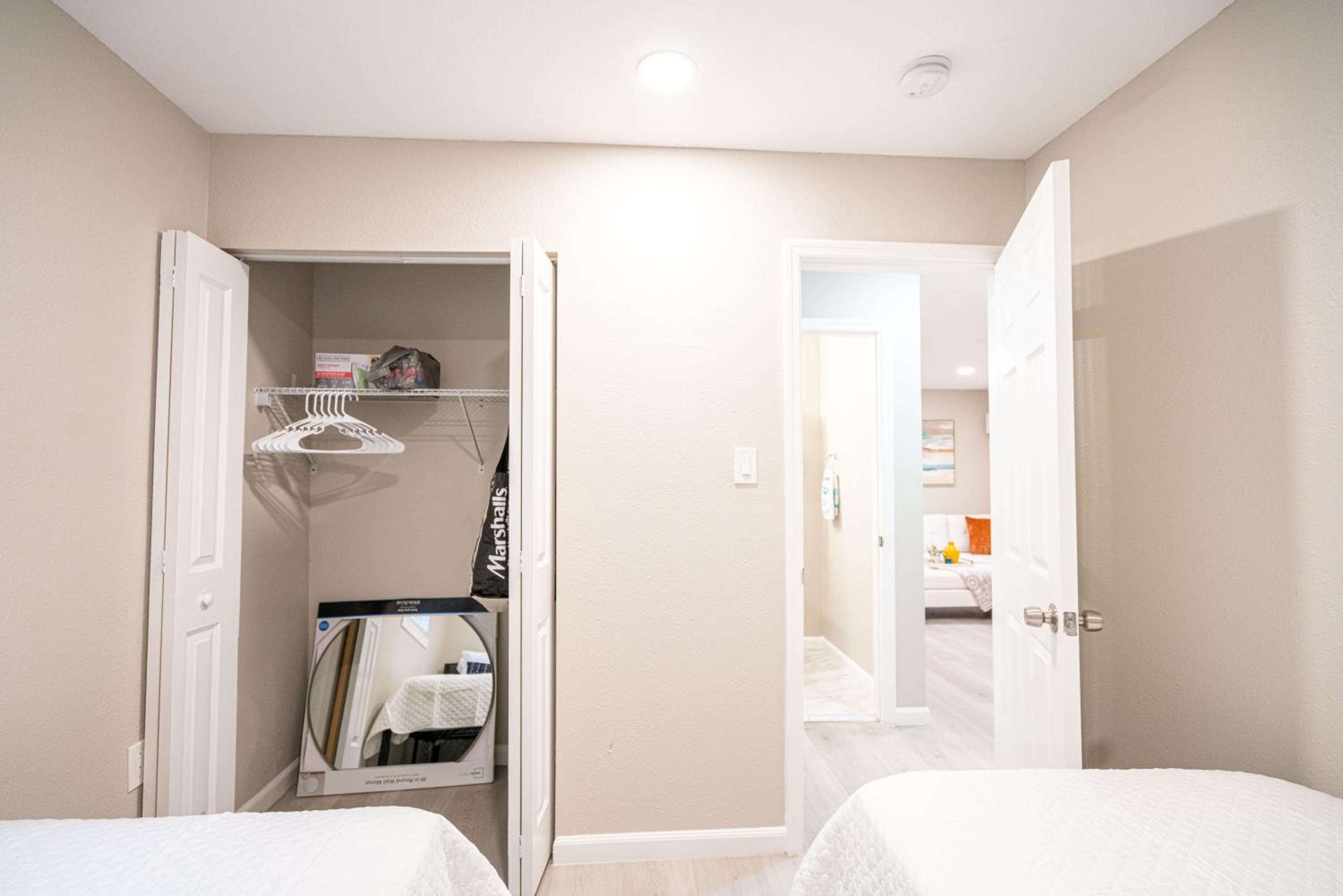 UNIVERSITY SERENITY SUITES — 29