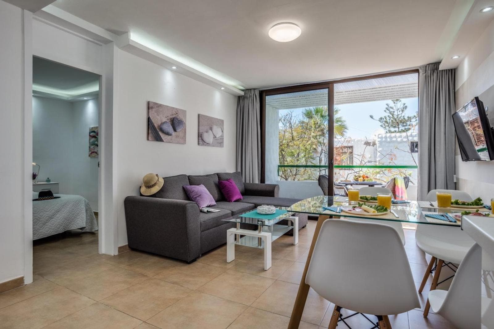 Precioso apartamento en el centro de Las Américas a 100 metros de la playa — 2