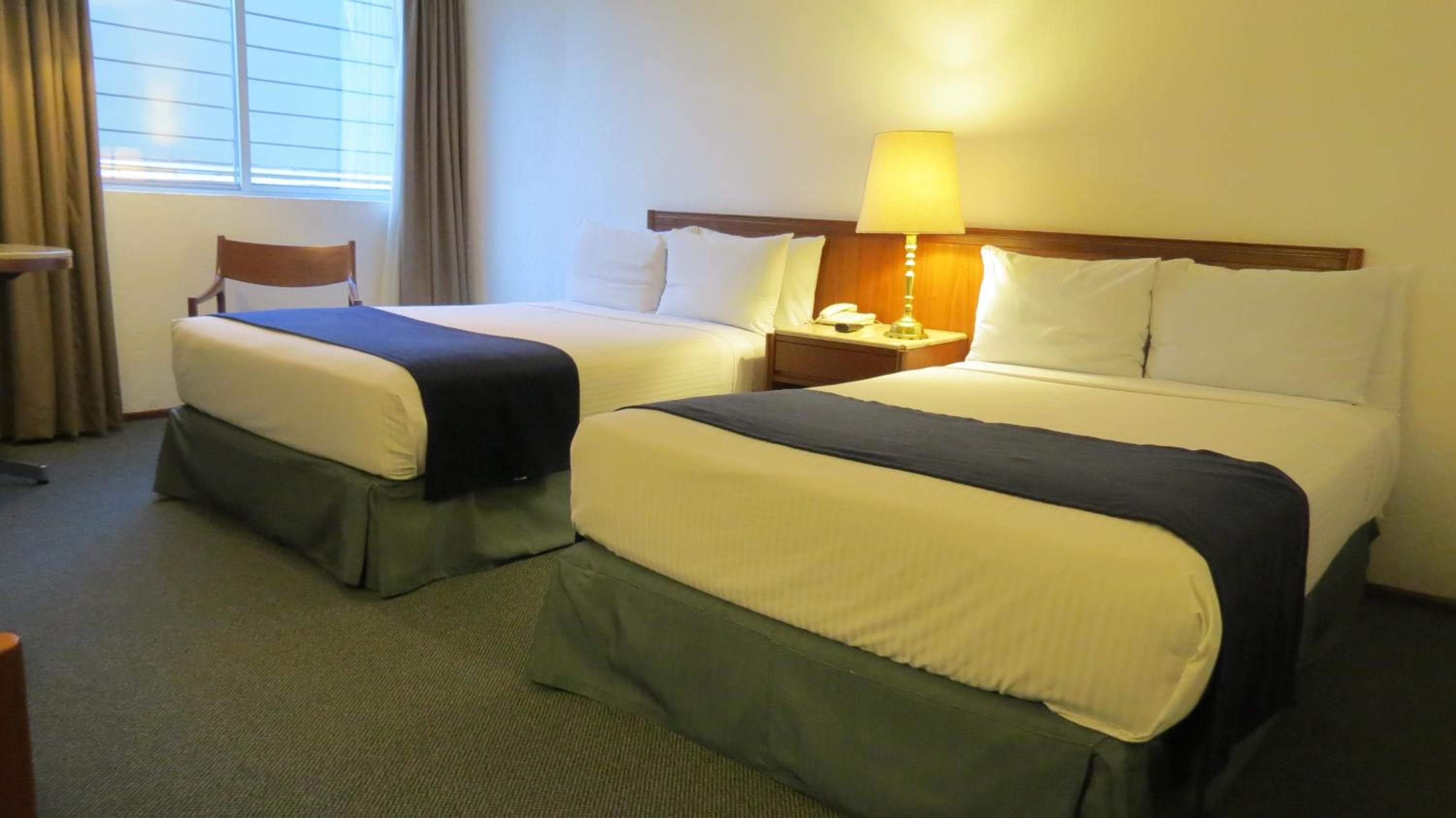 Hotel Bristol — 12