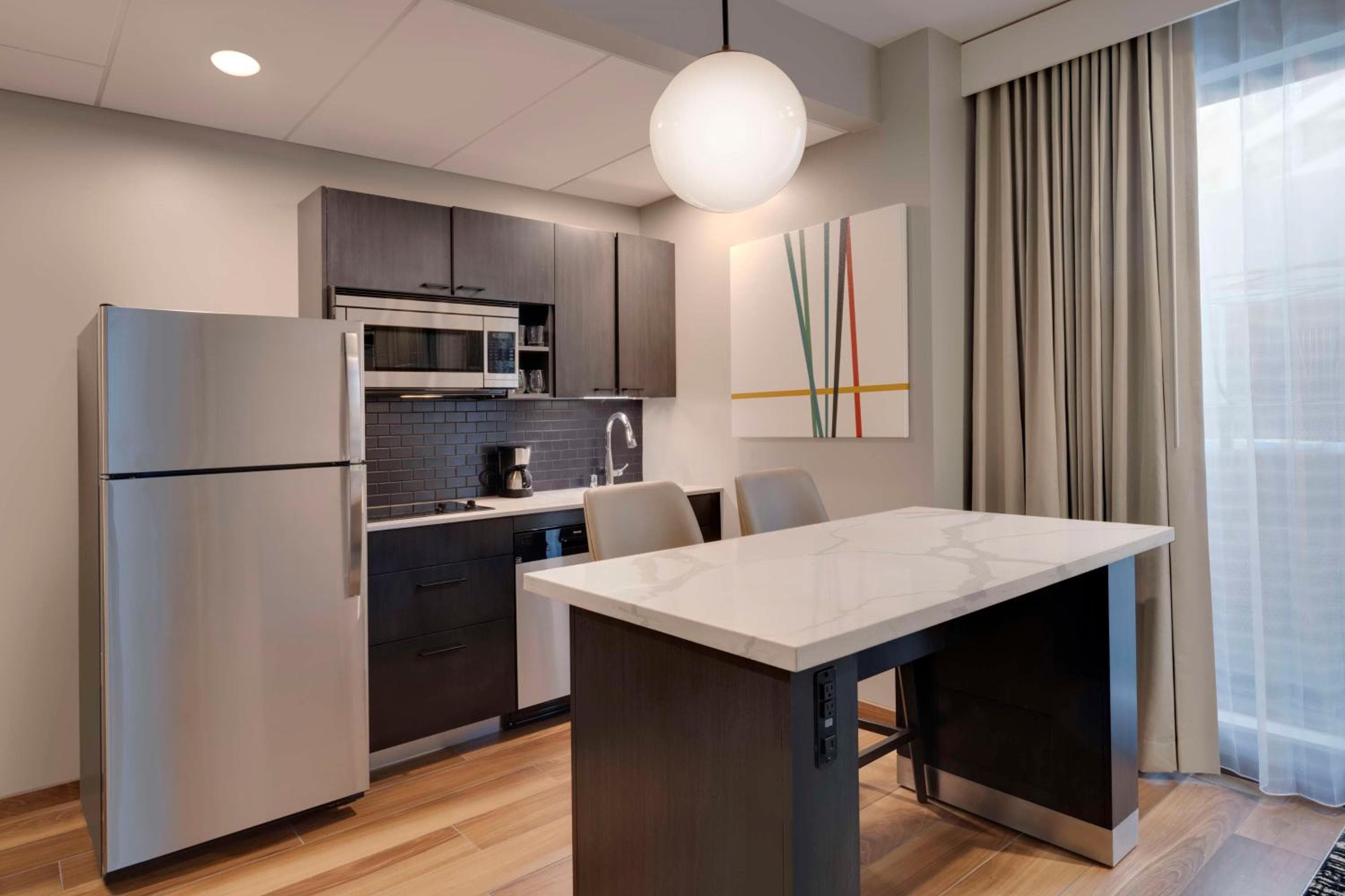 Hyatt House LAX Century Blvd — 14