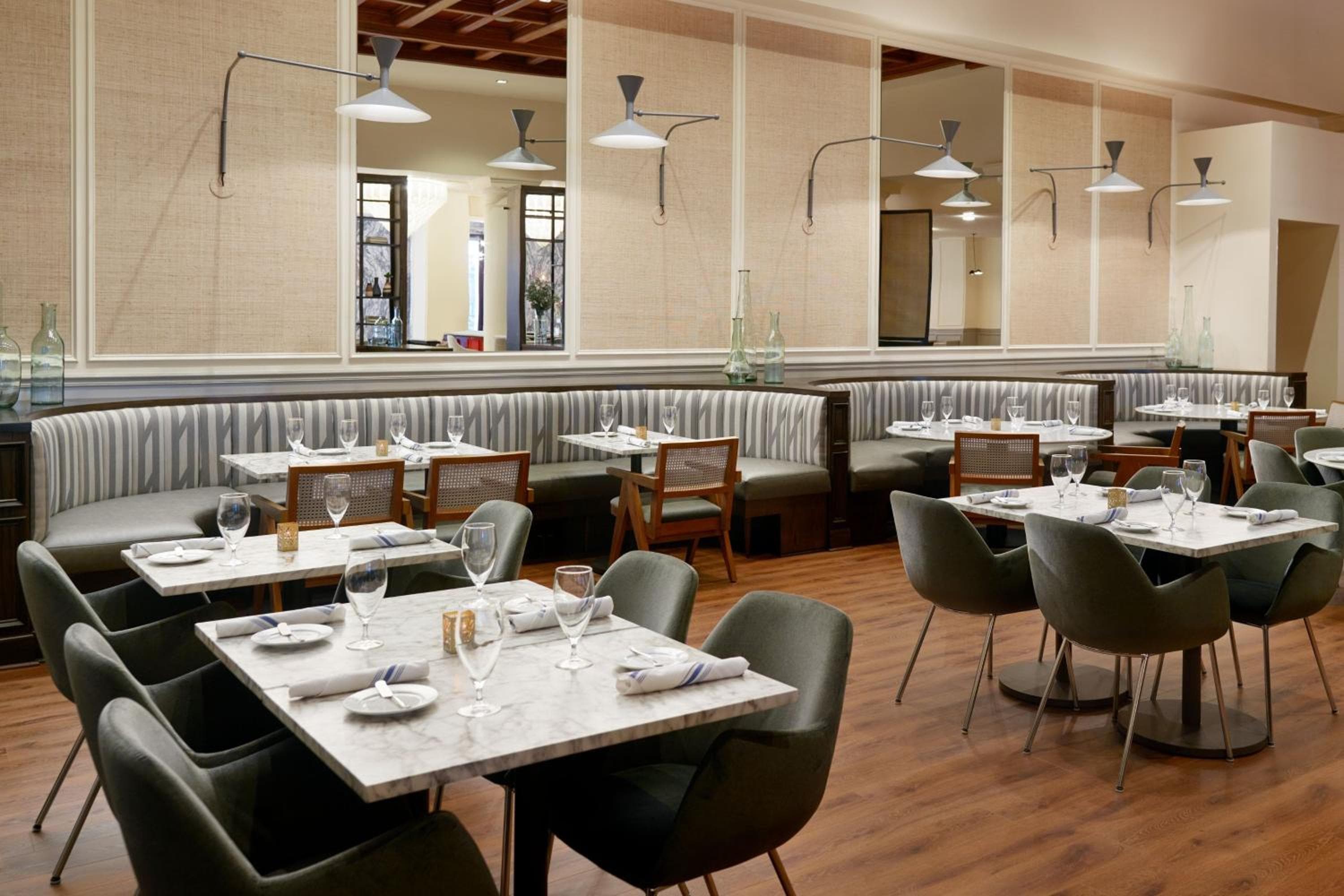 Le Meridien Tampa, The Courthouse — 26