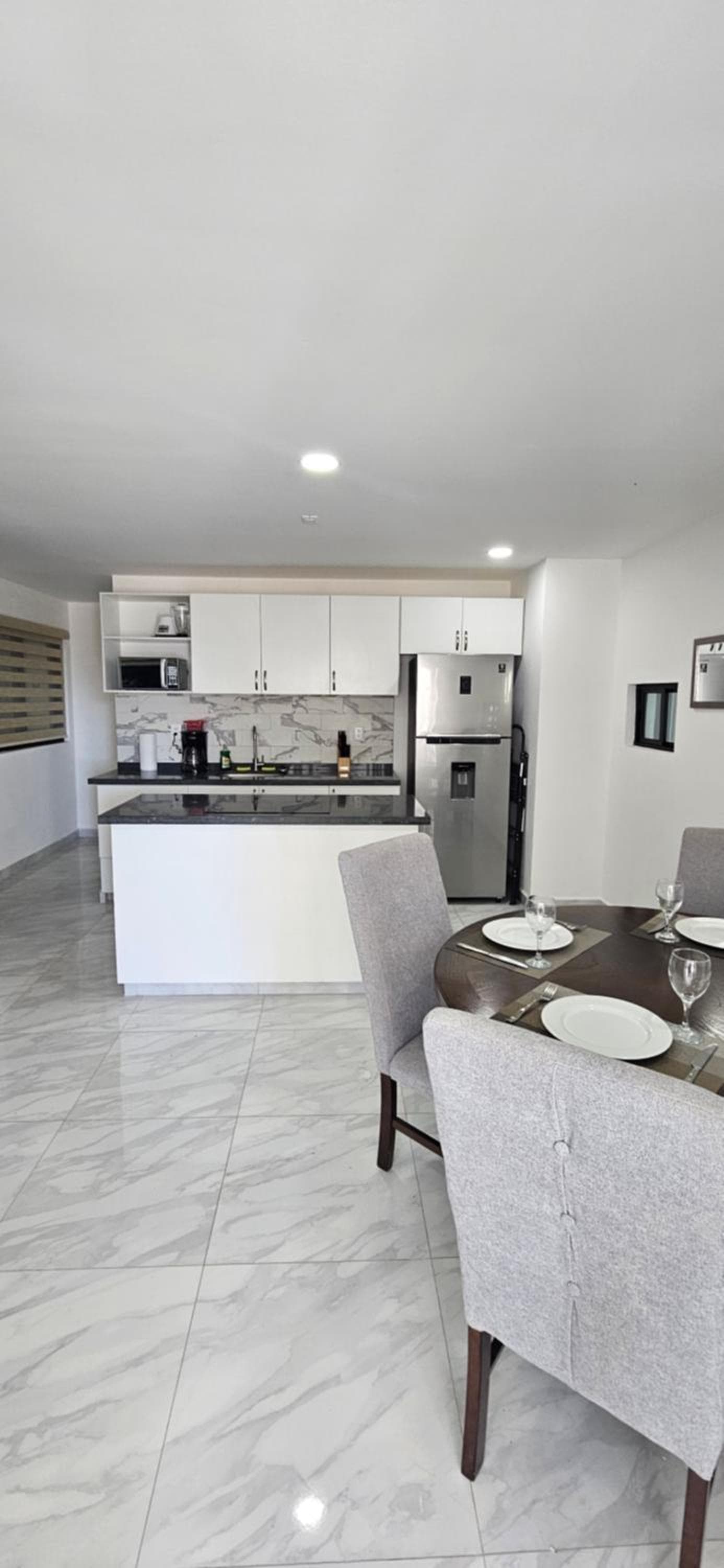 Elegant Condo in an Upscale Building — 29