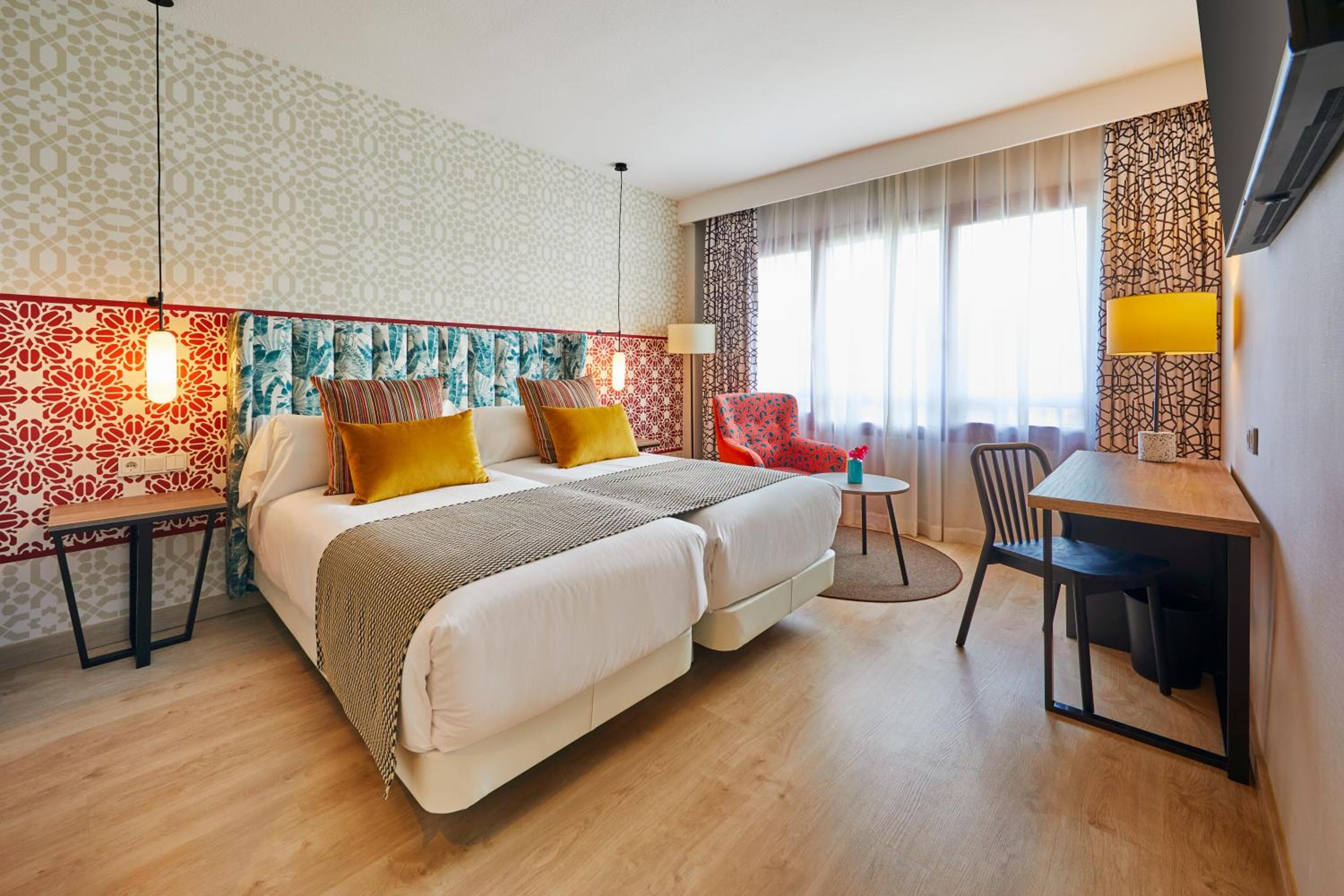 Hesperia Sevilla — 20