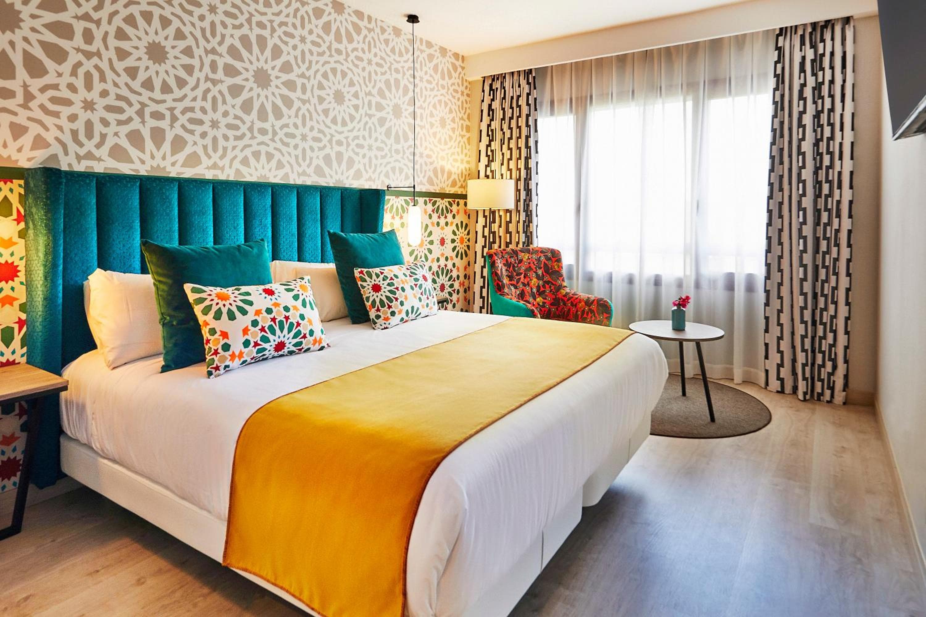 Hesperia Sevilla — 30