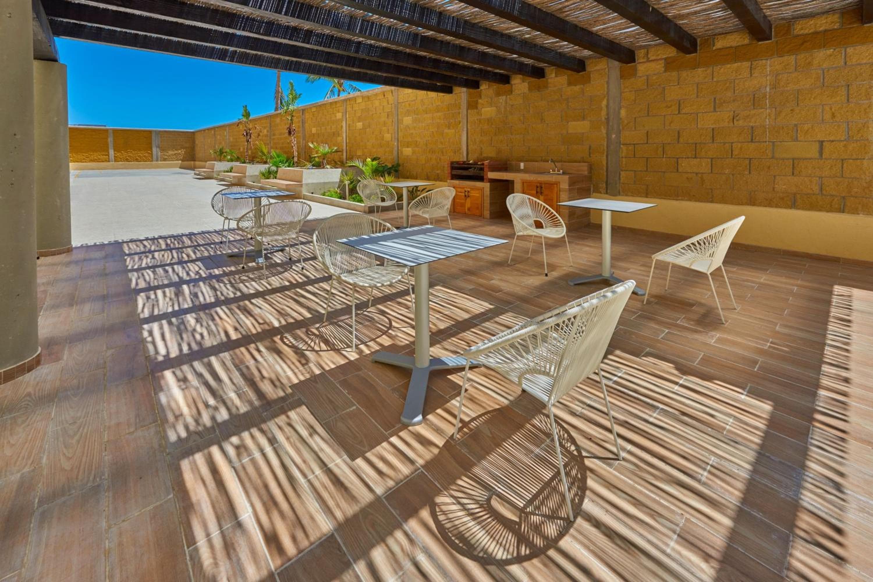 City Express Suites by Marriott Cabo San Lucas — 25