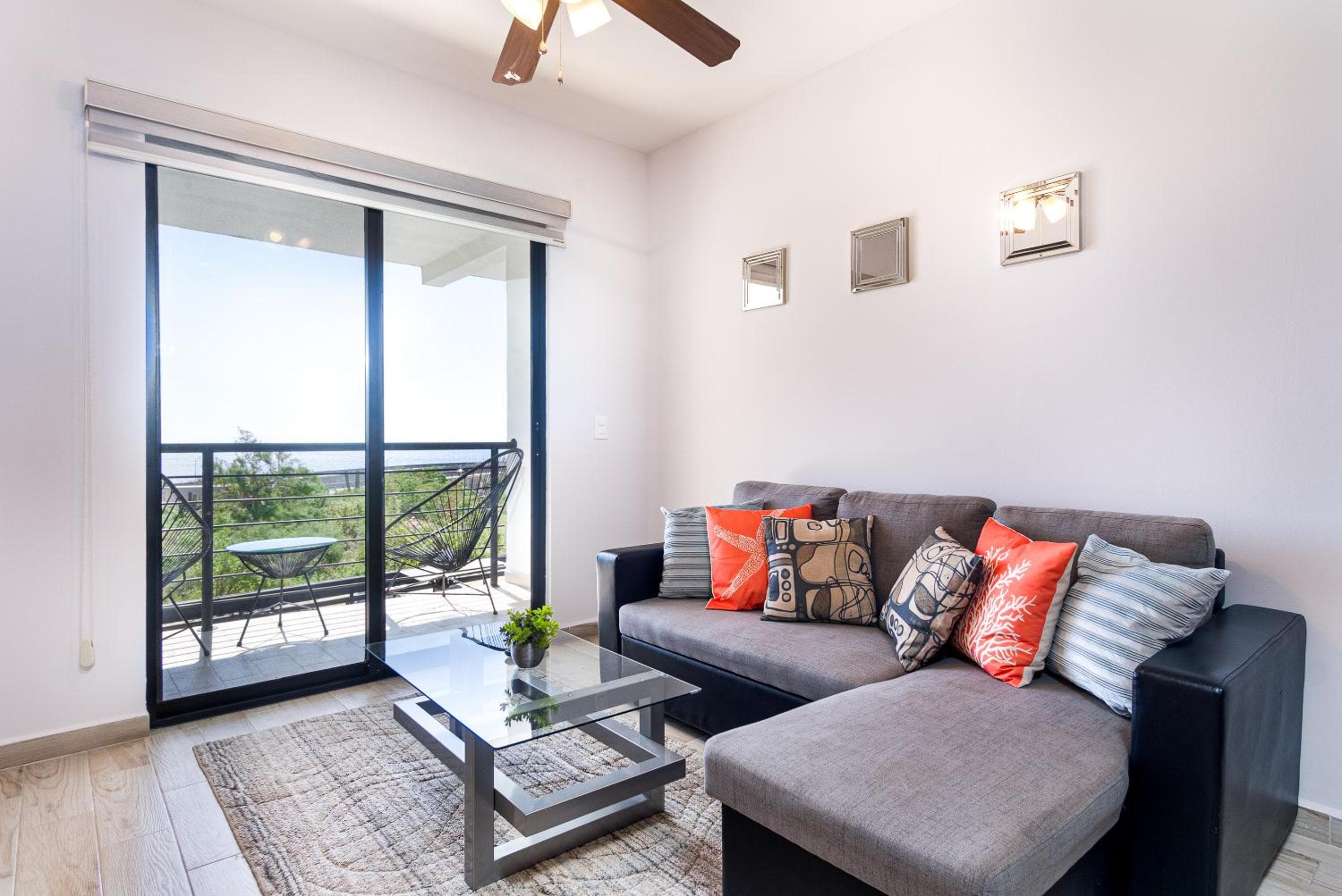 Increíble condominio de 2 recámaras y 2 baños a 10 minutos de la playa, DT y la Marina — 17