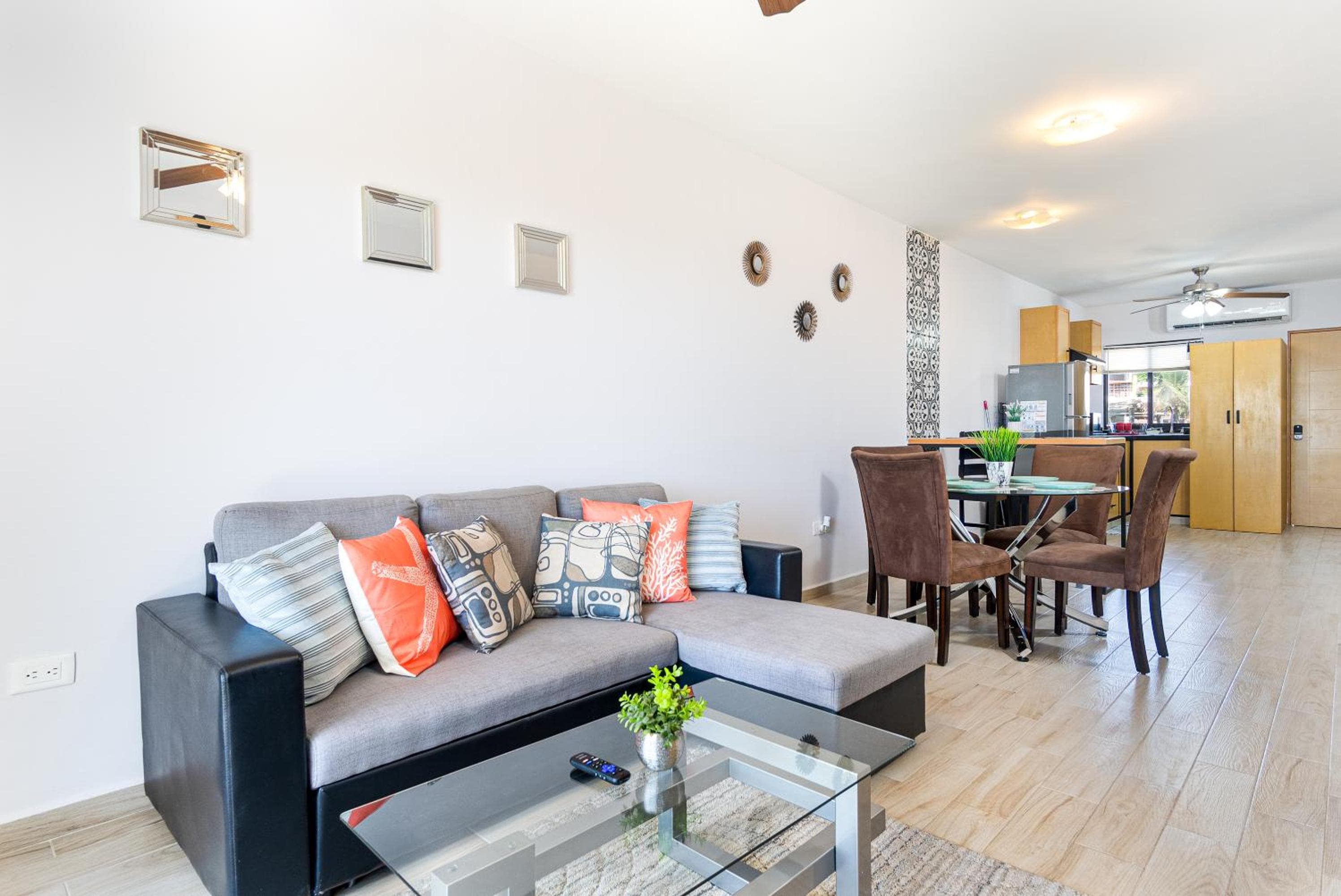 Increíble condominio de 2 recámaras y 2 baños a 10 minutos de la playa, DT y la Marina — 18