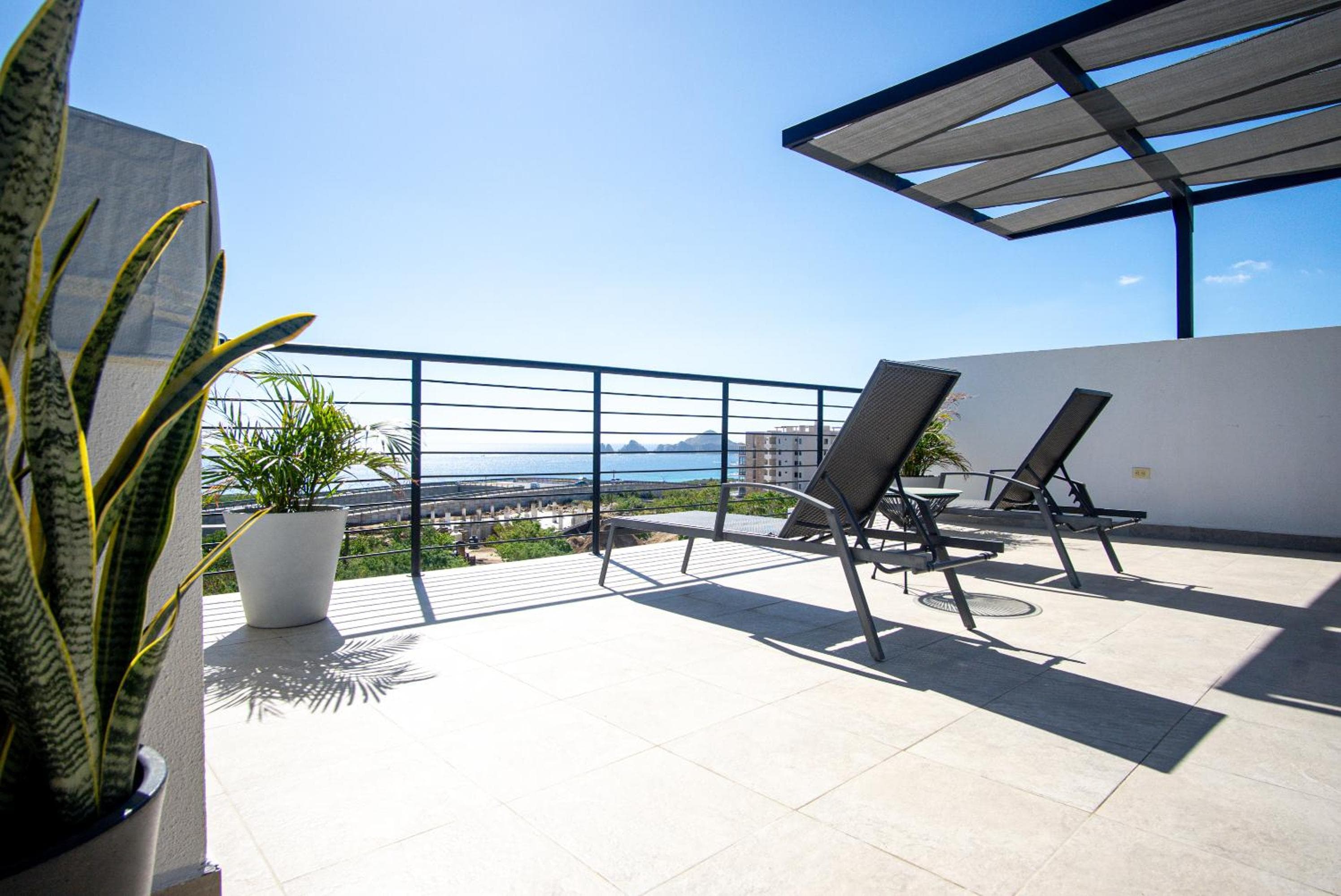 Increíble condominio de 2 recámaras y 2 baños a 10 minutos de la playa, DT y la Marina — 4