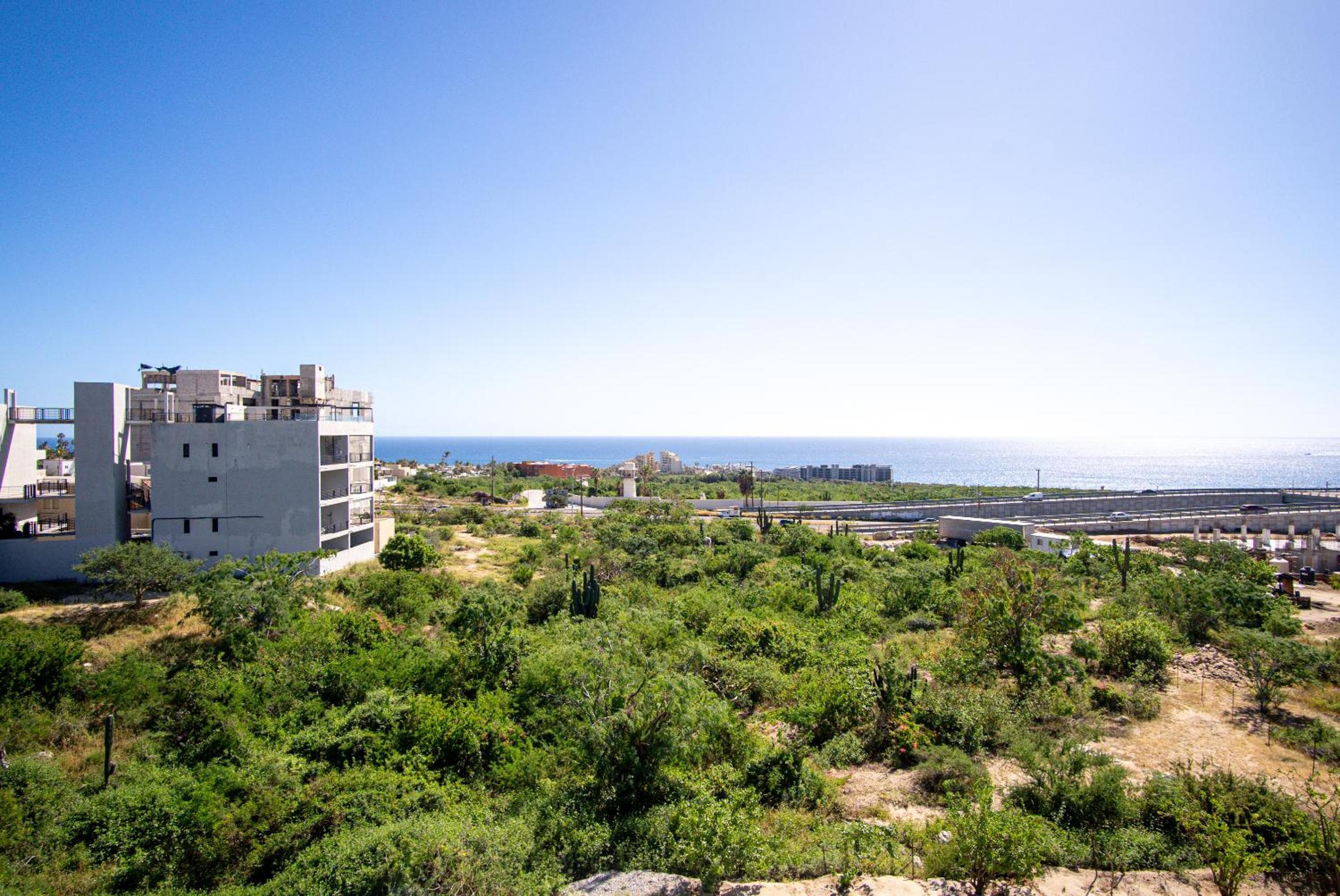 Increíble condominio de 2 recámaras y 2 baños a 10 minutos de la playa, DT y la Marina — 30