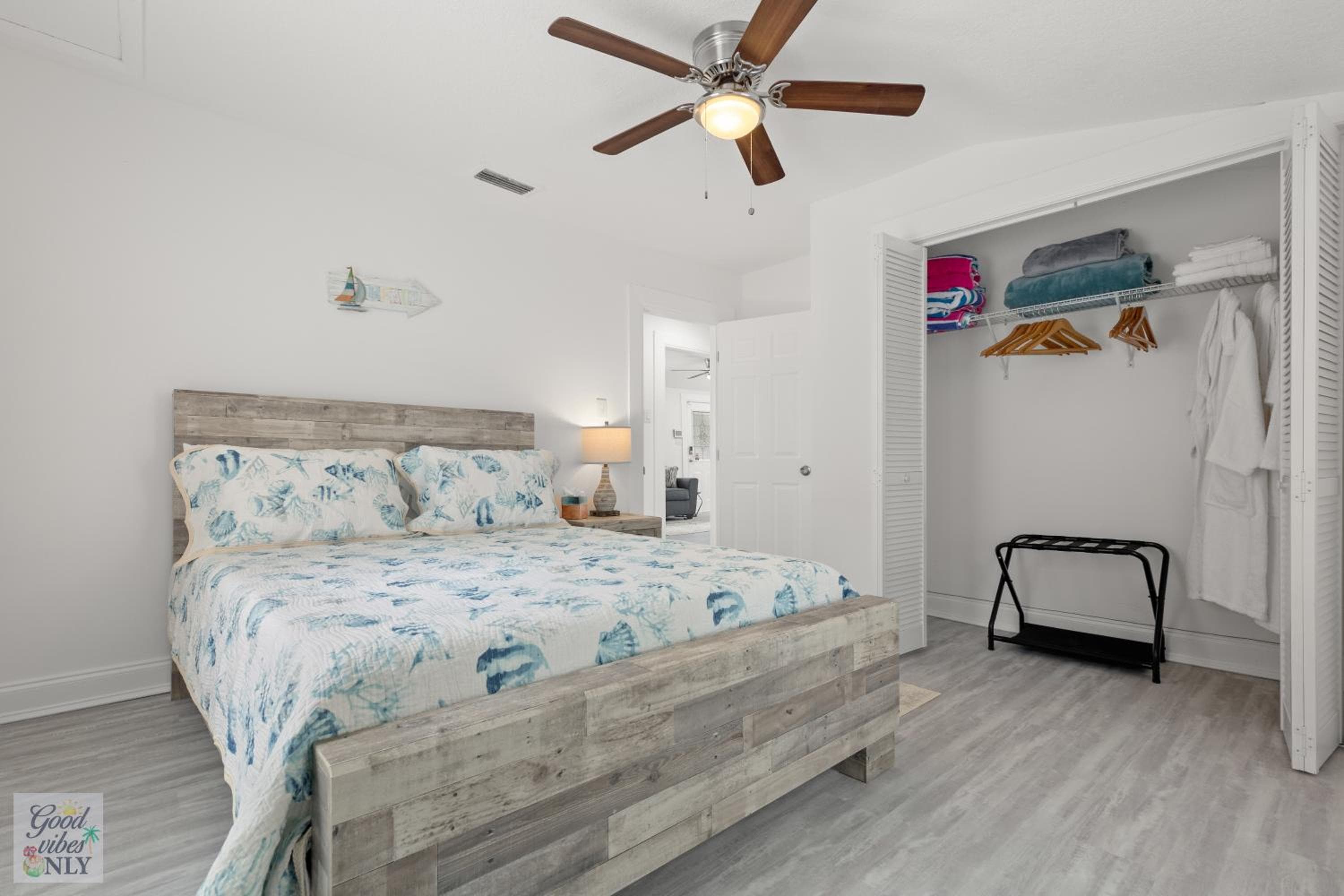 The Good Vibes Only Cottage — 6