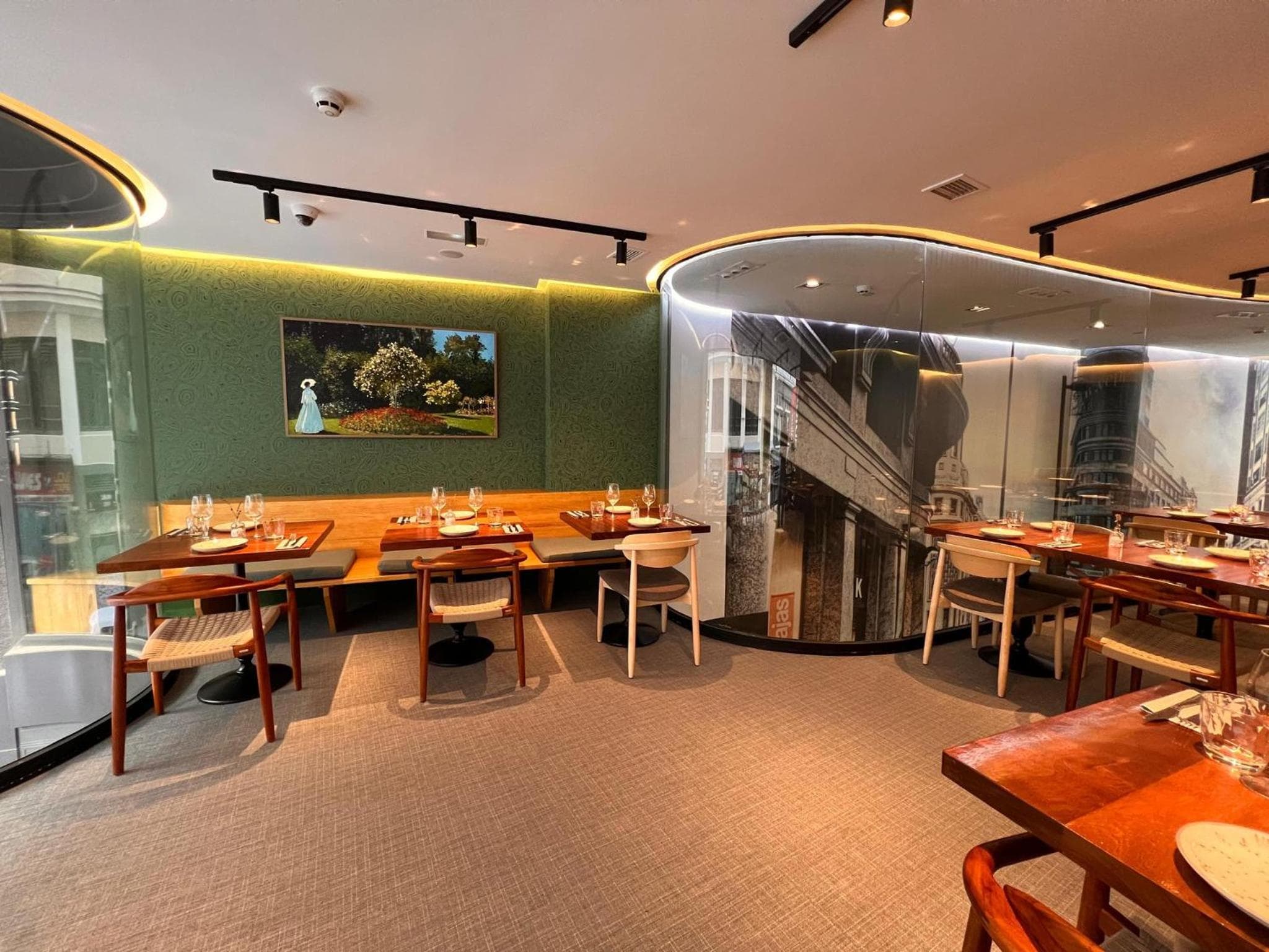 Hotel Indigo Madrid - Gran Via, an IHG Hotel — 26