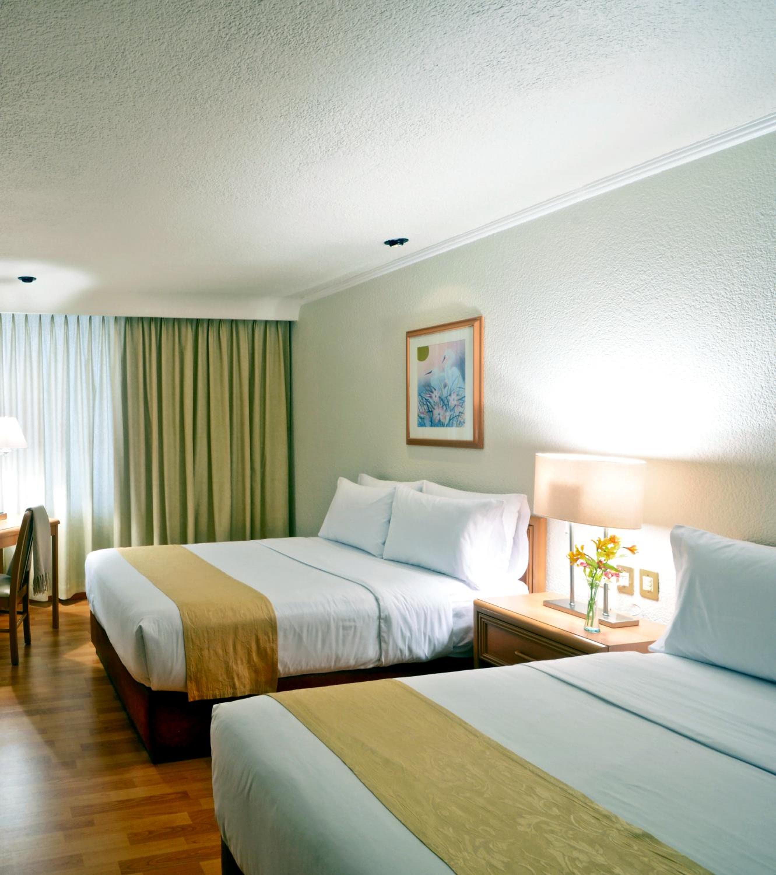 Hotel PF — 3