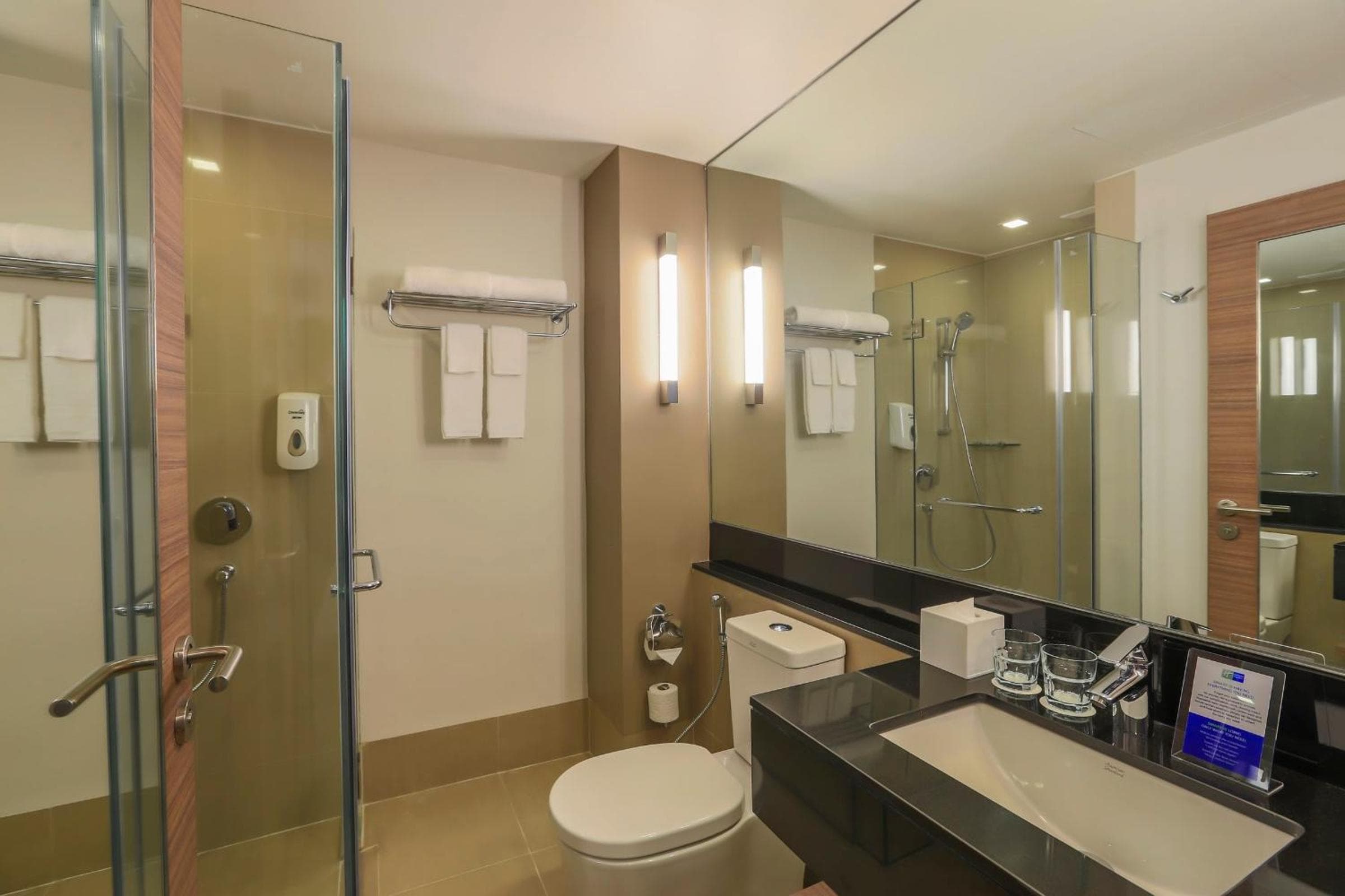 Holiday Inn Express Bangkok Sathorn by IHG — 21