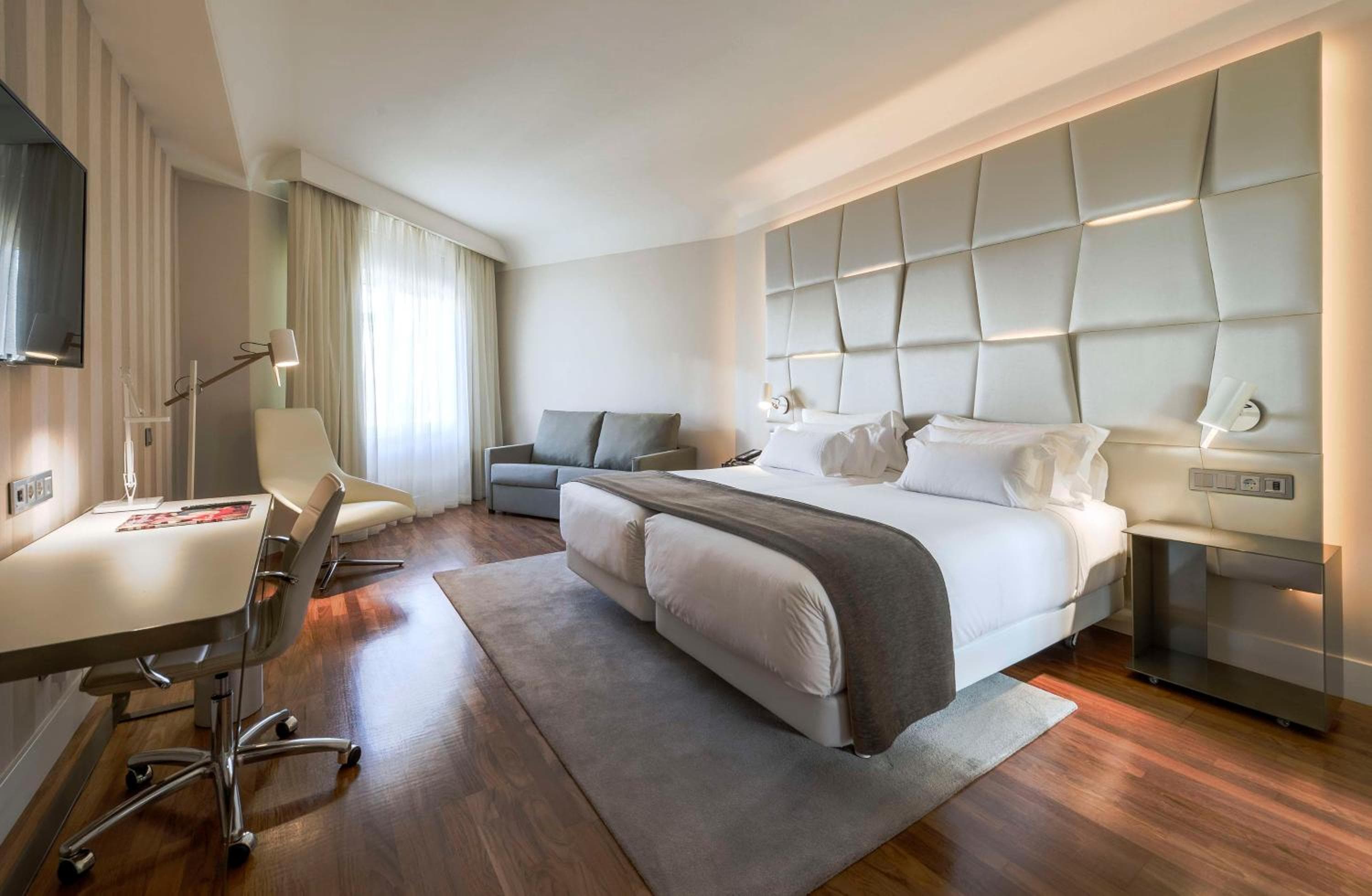 NH Collection Madrid Colón — 8